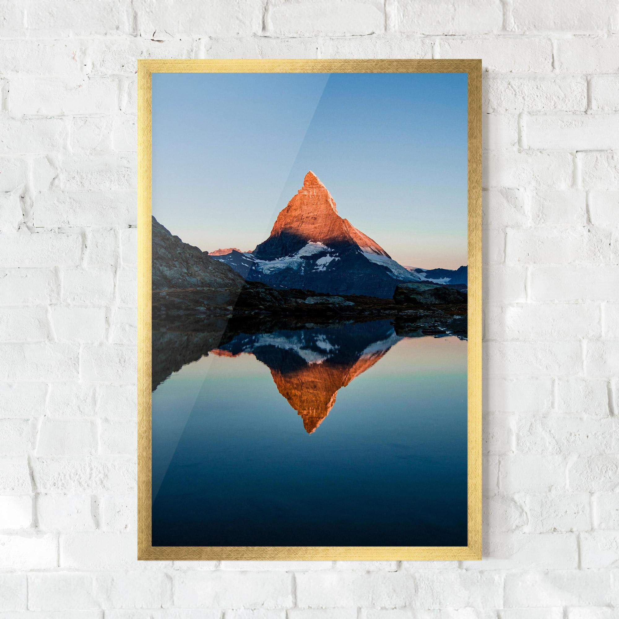 Plakat w Ramie Mirror Mountain mockup 0