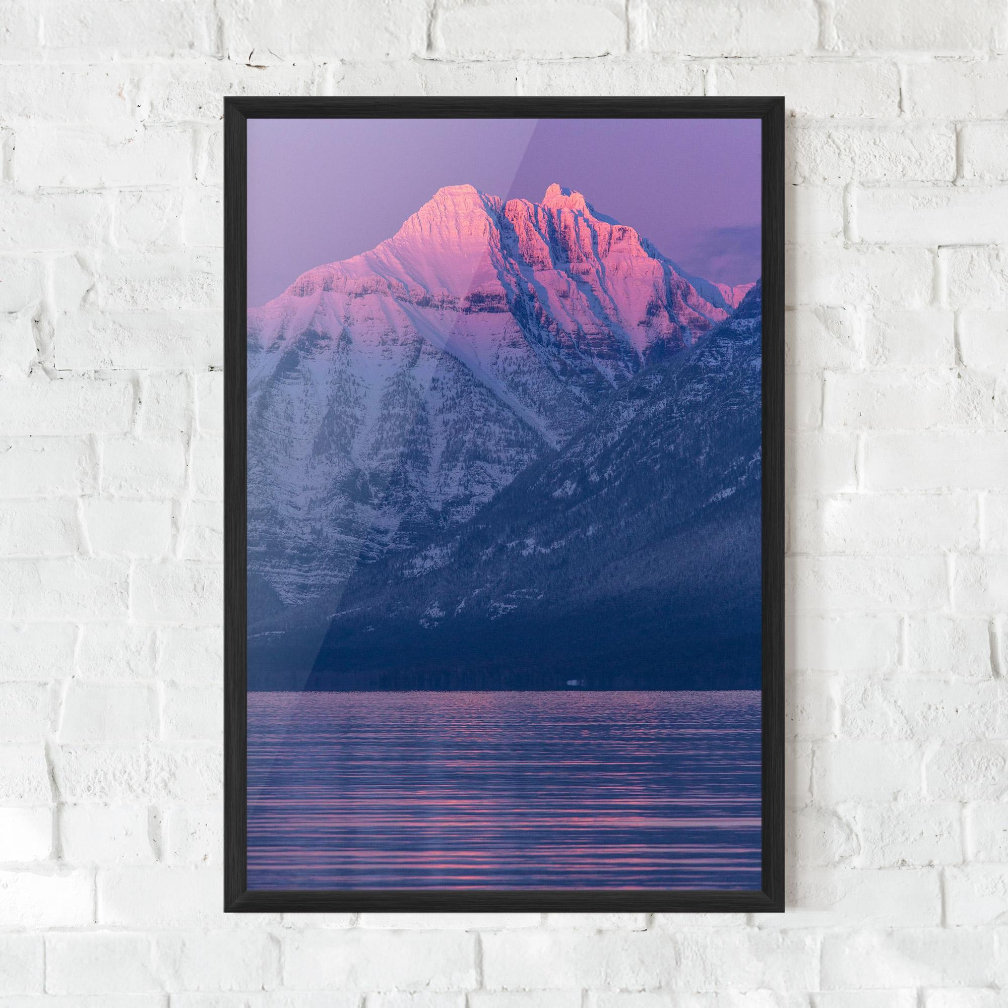 Plakat w Ramie Purple Snowy View mockup 0