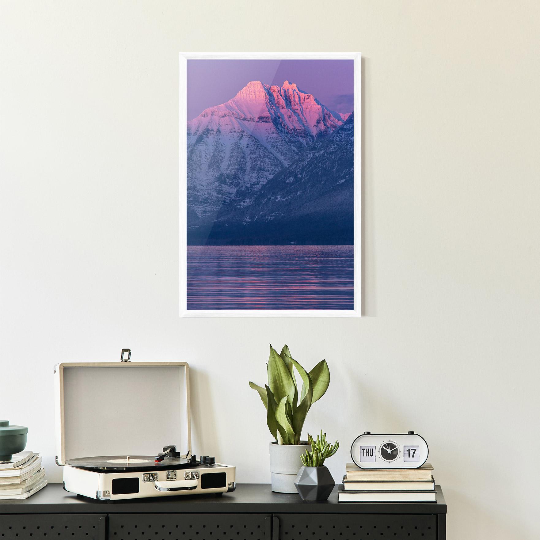 Plakat w Ramie Purple Snowy View mockup 2