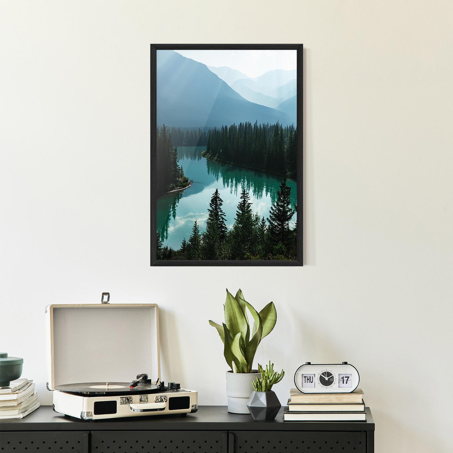 Plakat w Ramie Crystal Lake mockup 2