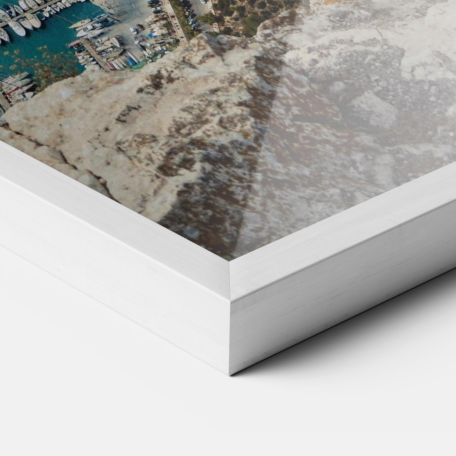 Plakat w Ramie Coast City mockup 3