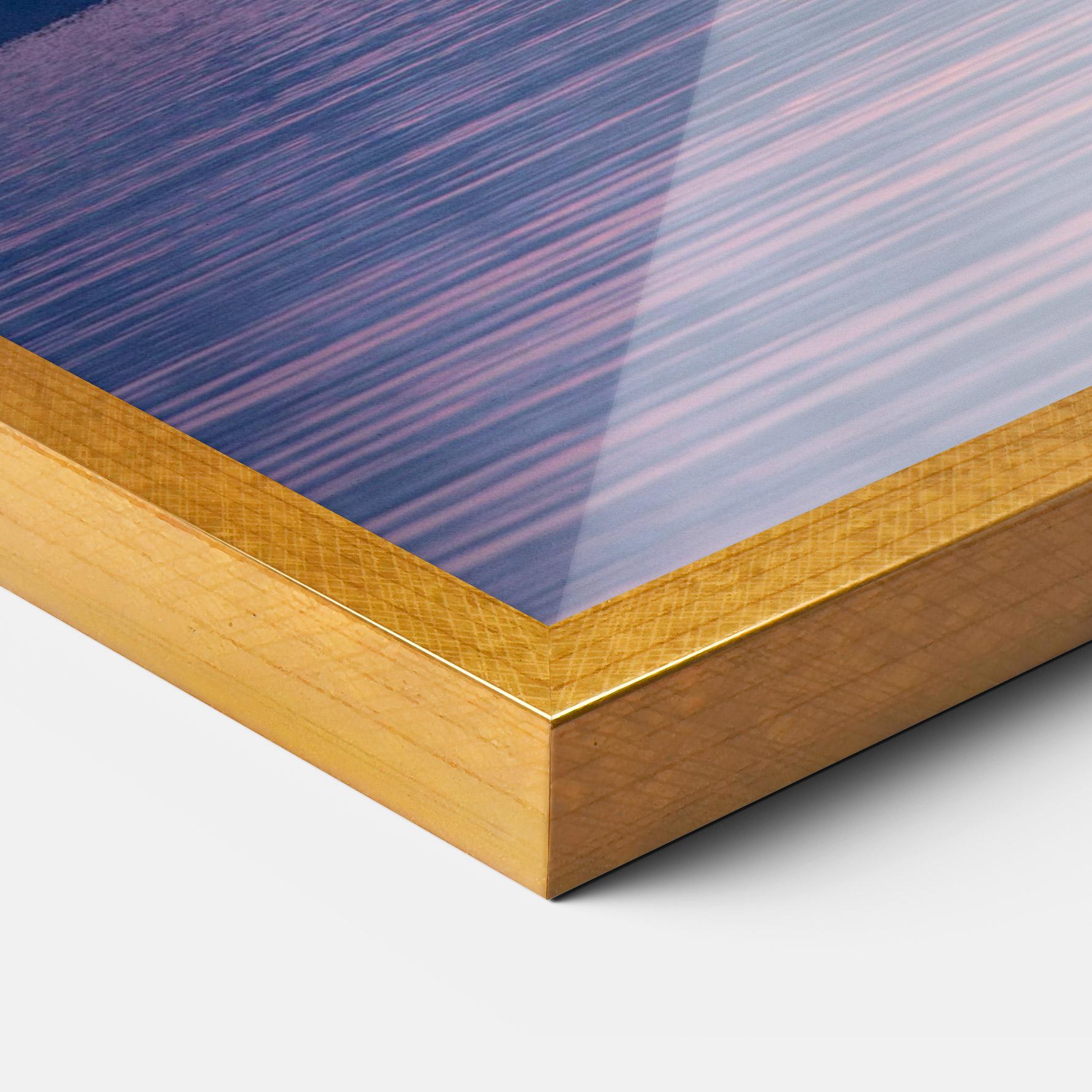 Plakat w Ramie Purple Snowy View mockup 3