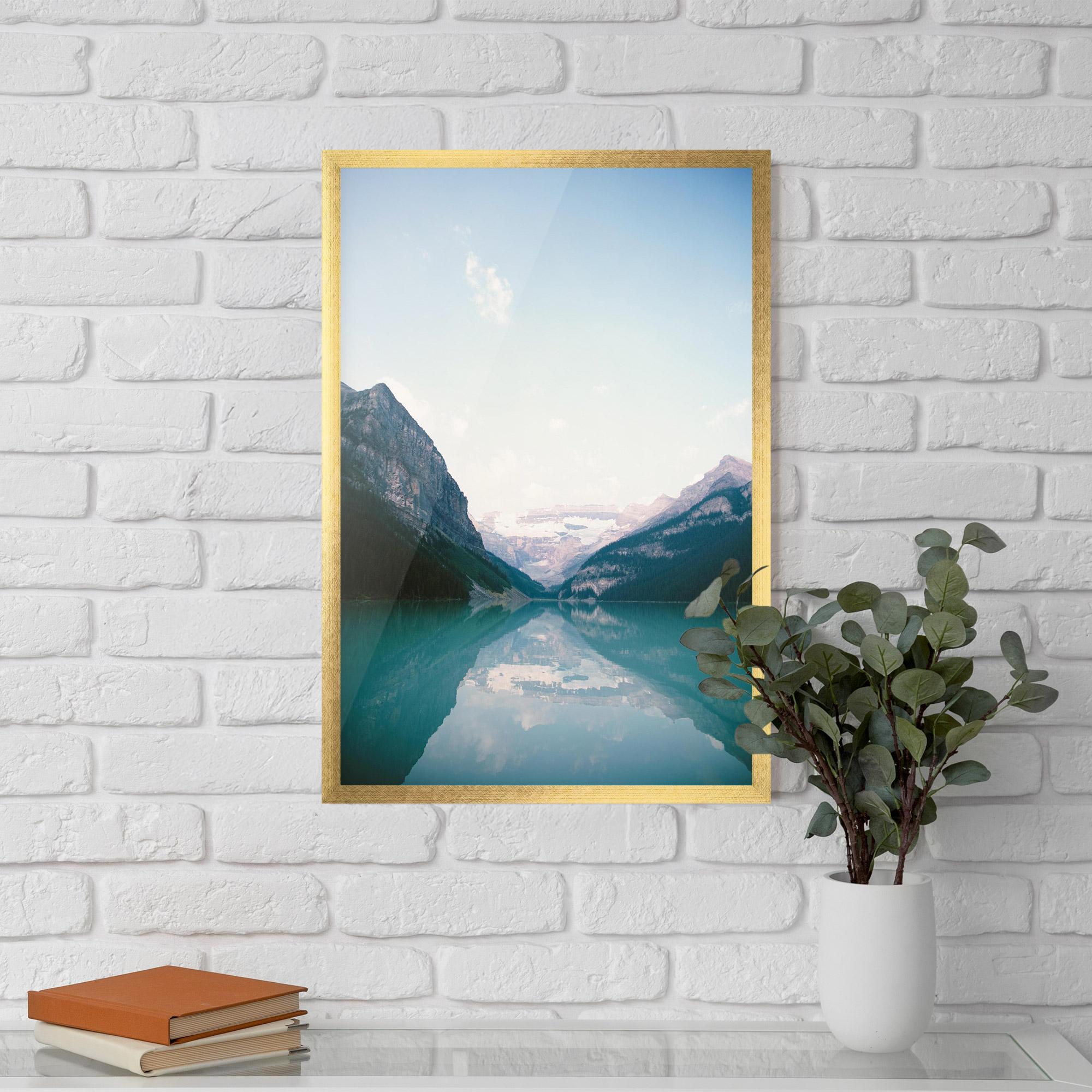 Plakat w Ramie Mountain Valley mockup 5