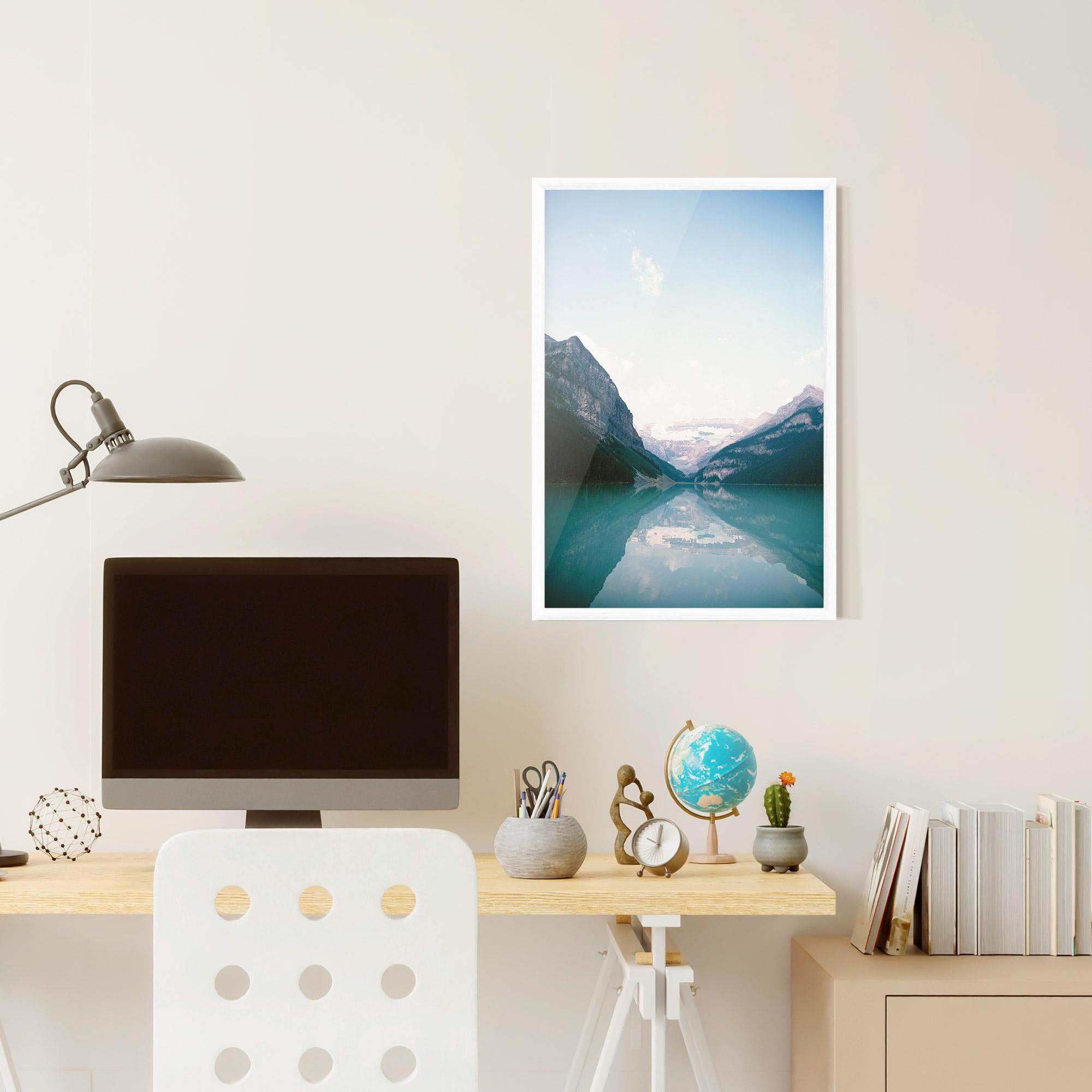 Plakat w Ramie Mountain Valley mockup 6