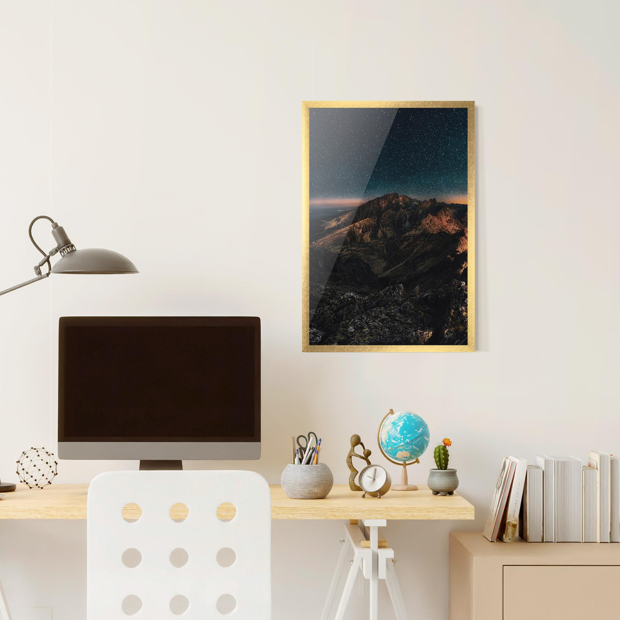 Plakat w Ramie Mountain Sky mockup 6