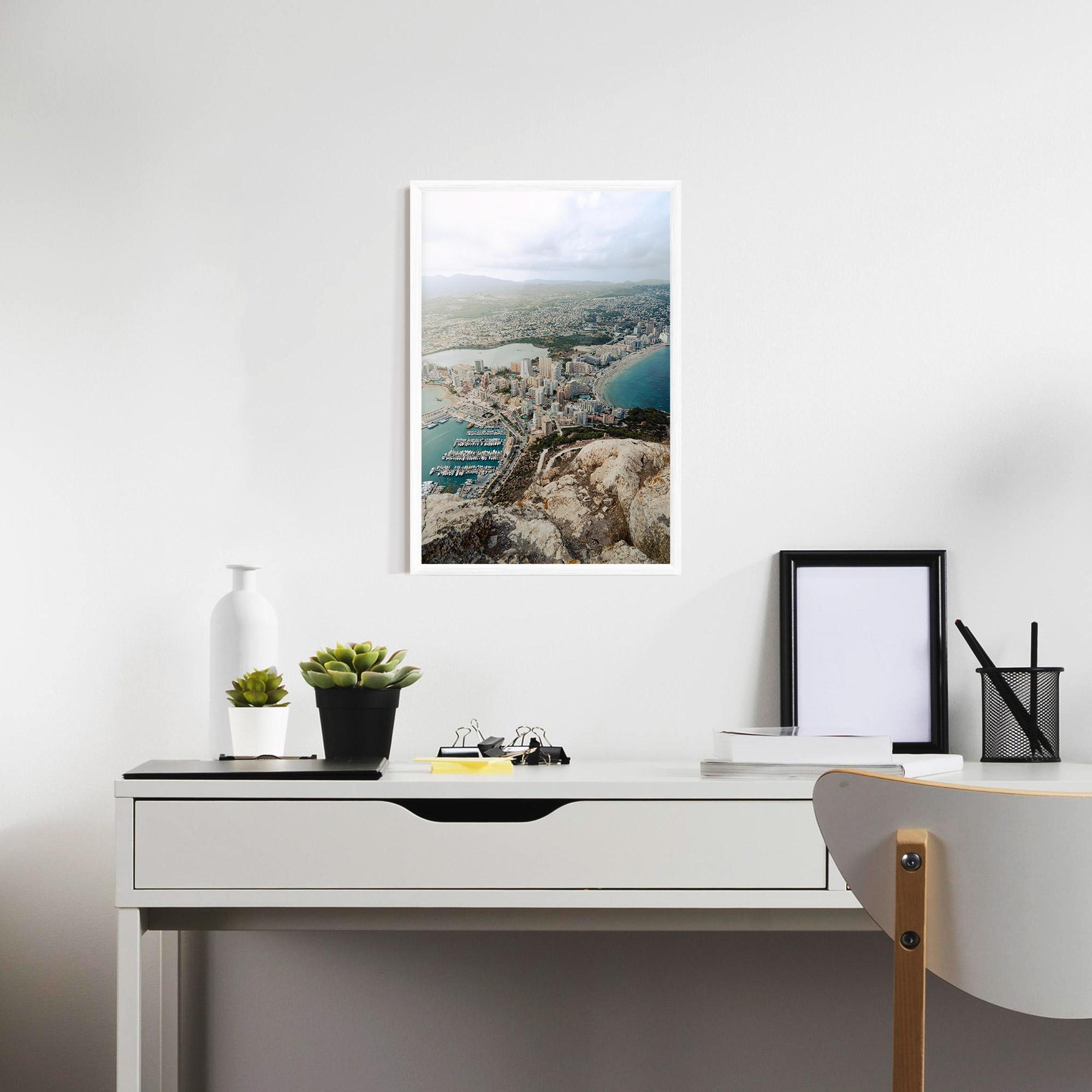 Plakat w Ramie Coast City mockup 7