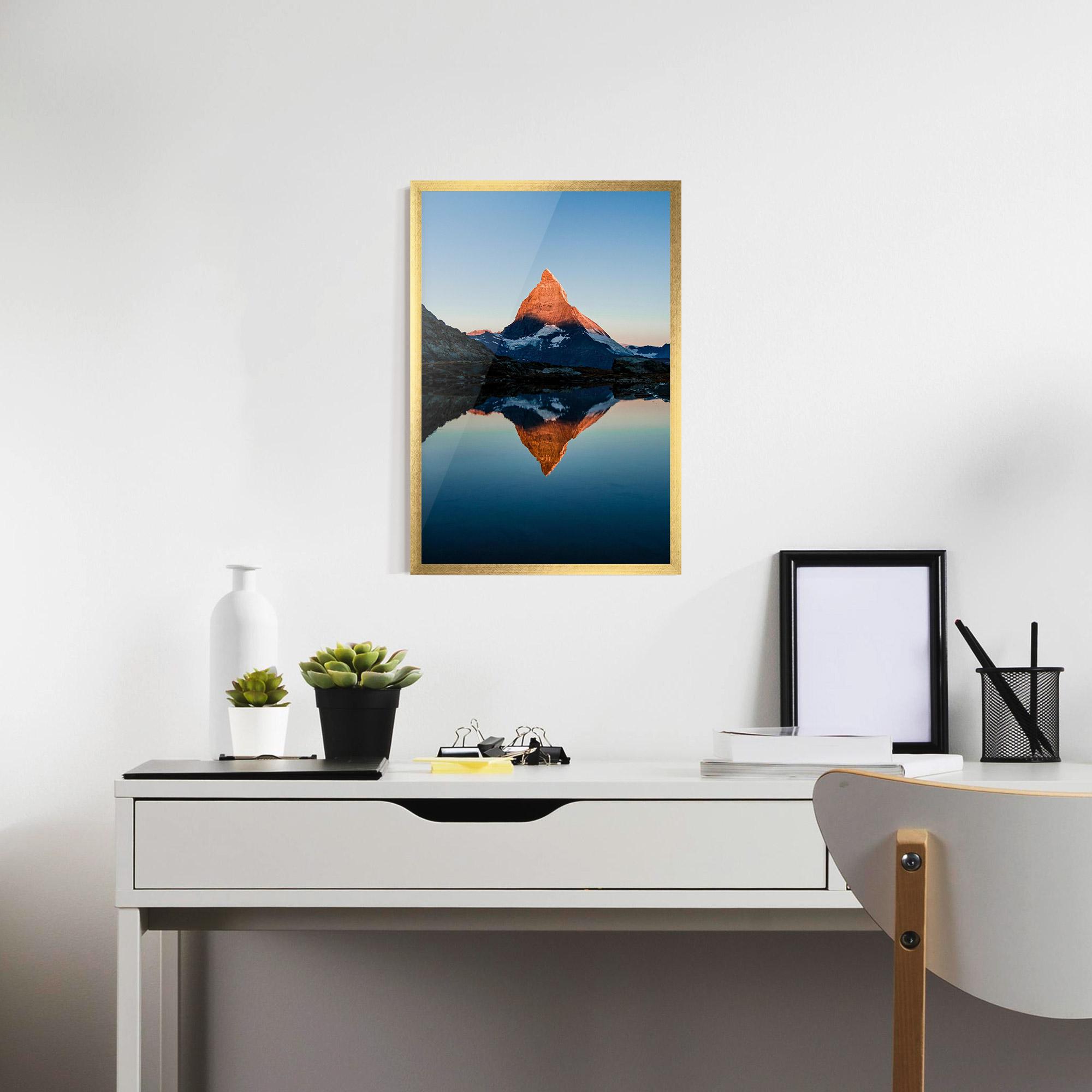 Plakat w Ramie Mirror Mountain mockup 7