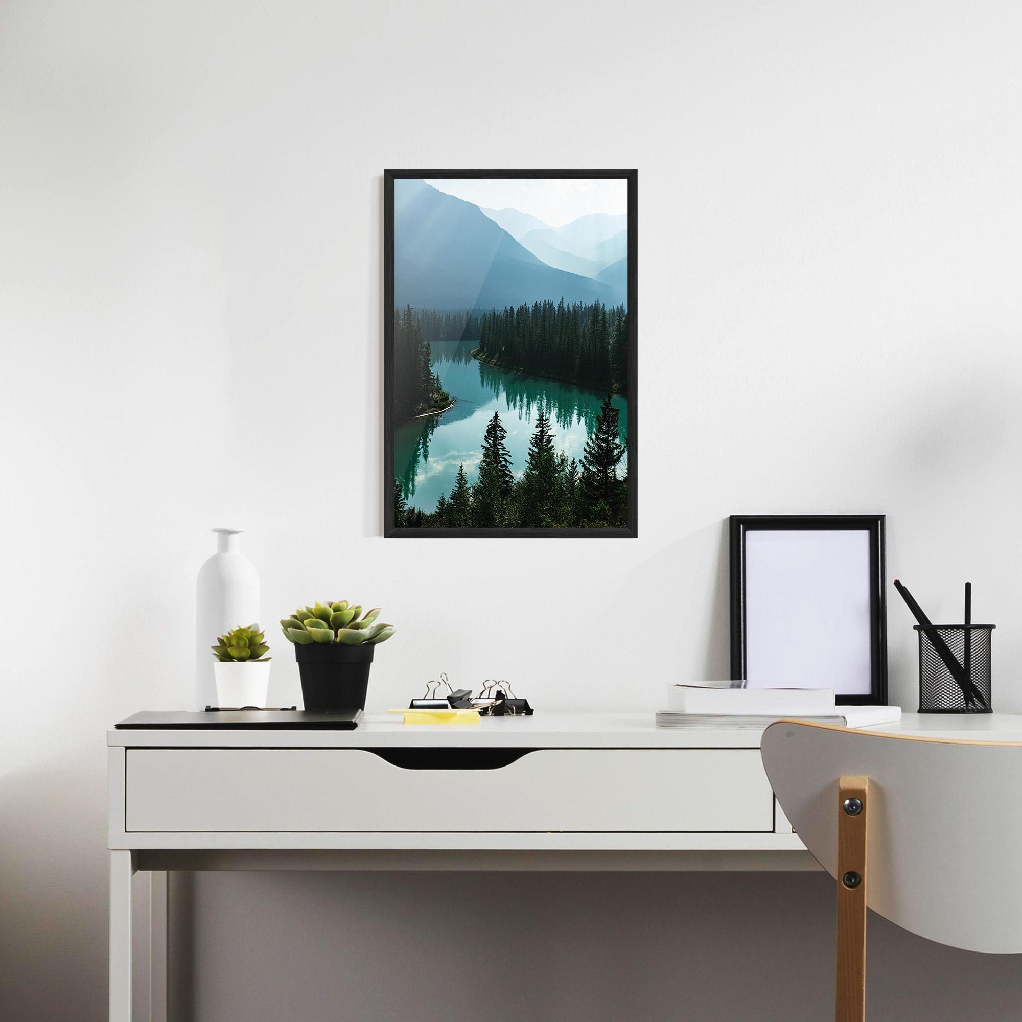 Plakat w Ramie Crystal Lake mockup 7