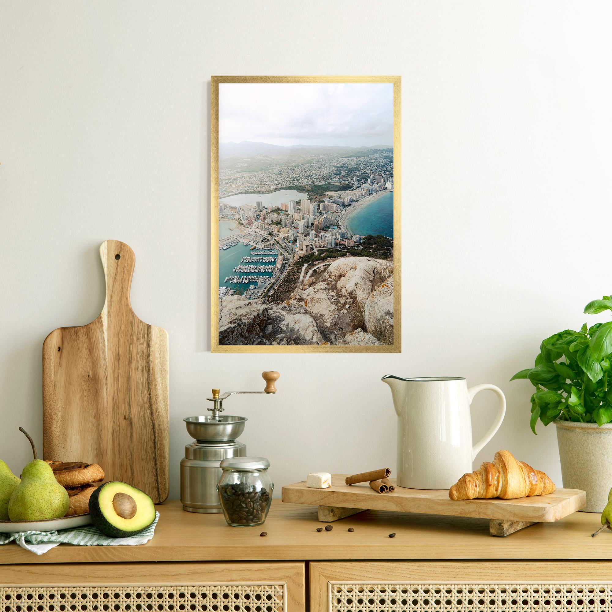 Plakat w Ramie Coast City mockup 8