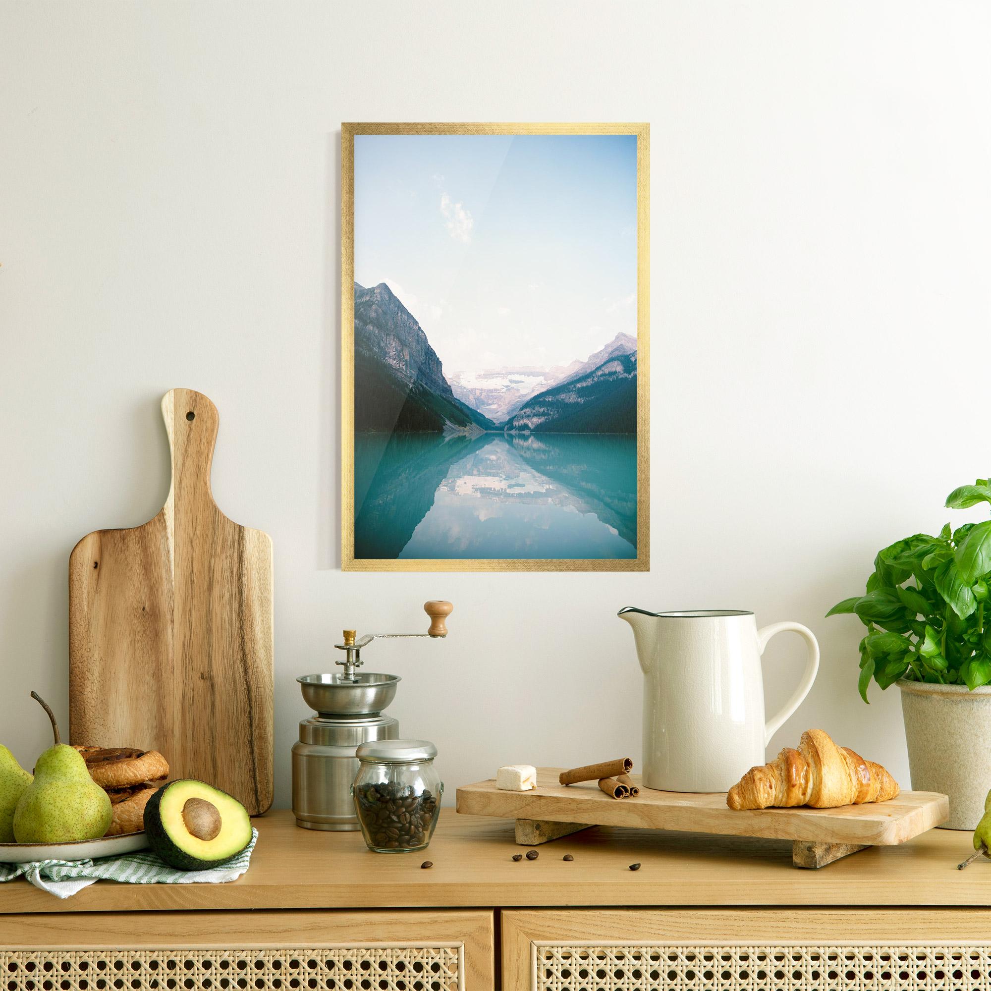 Plakat w Ramie Mountain Valley mockup 8