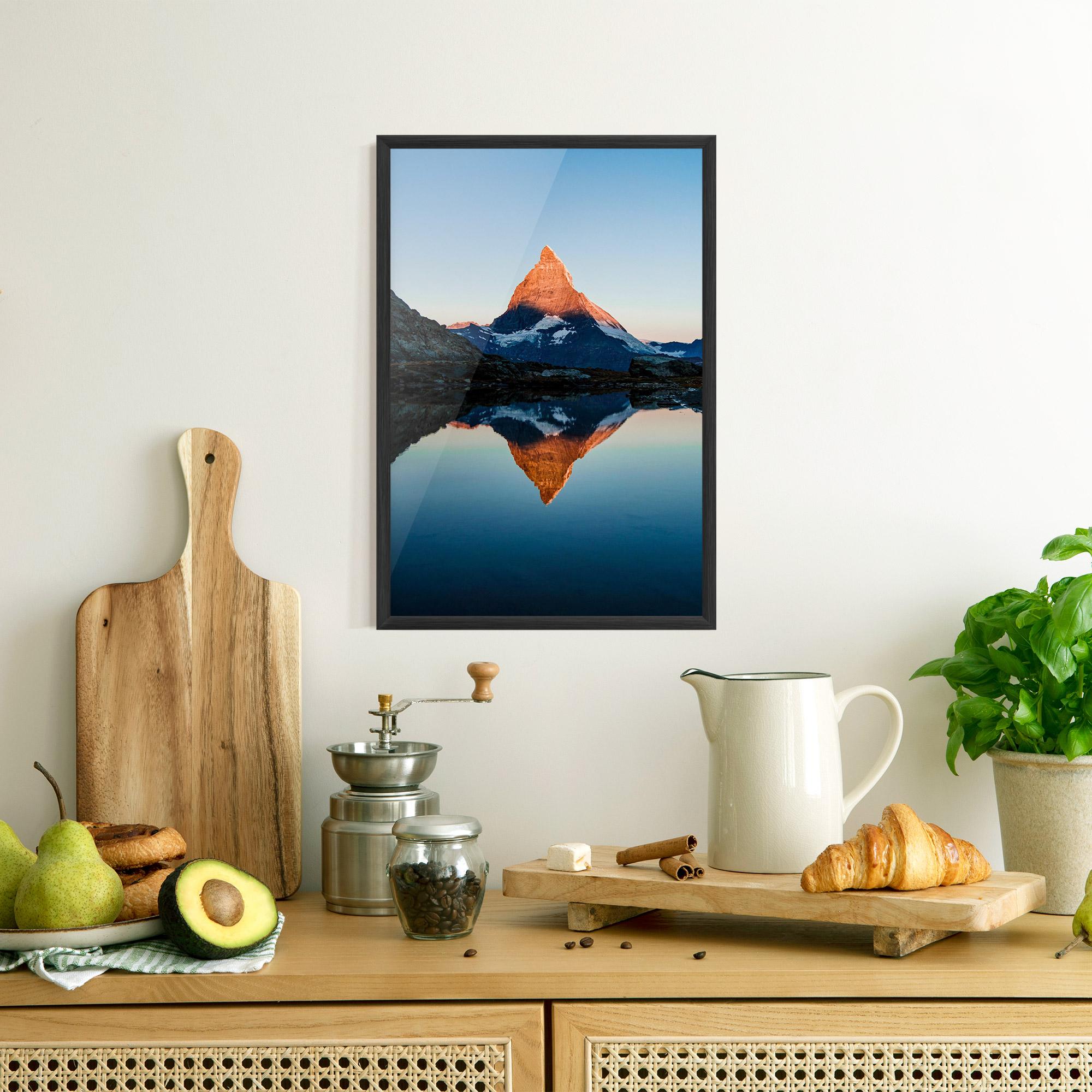 Plakat w Ramie Mirror Mountain mockup 8