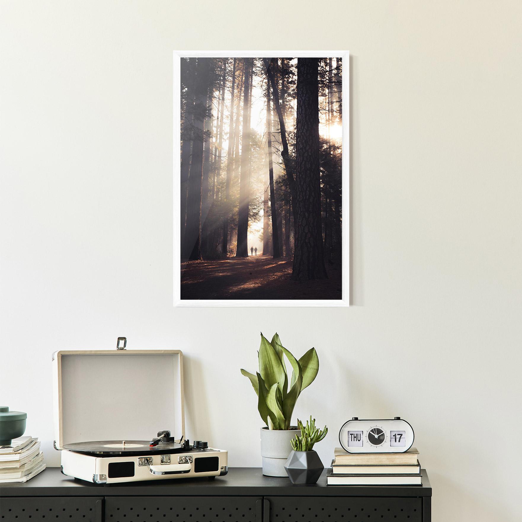 Plakat w Ramie Foggy Couple Forest mockup 2
