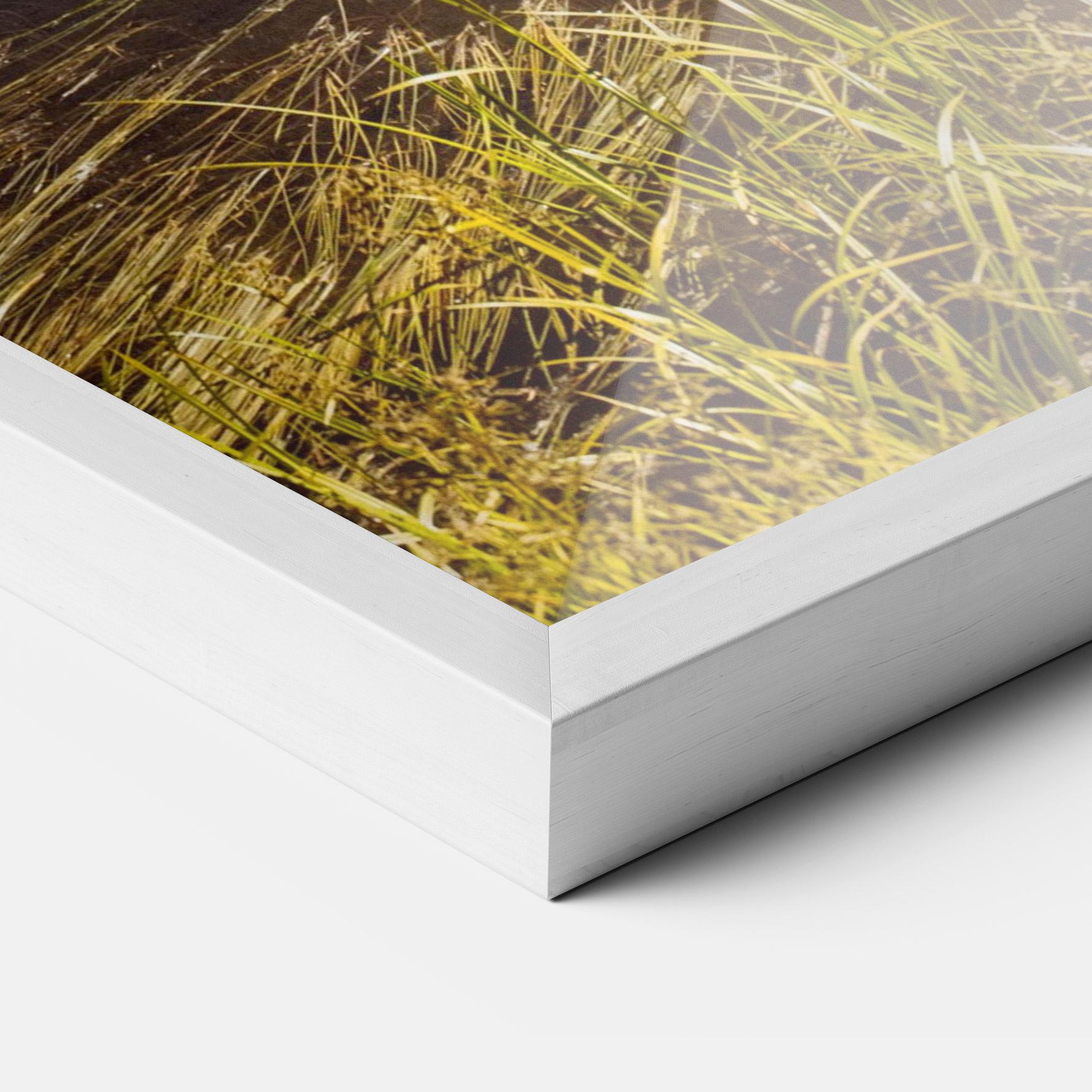 Plakat w Ramie Lake Snow Mountain mockup 3