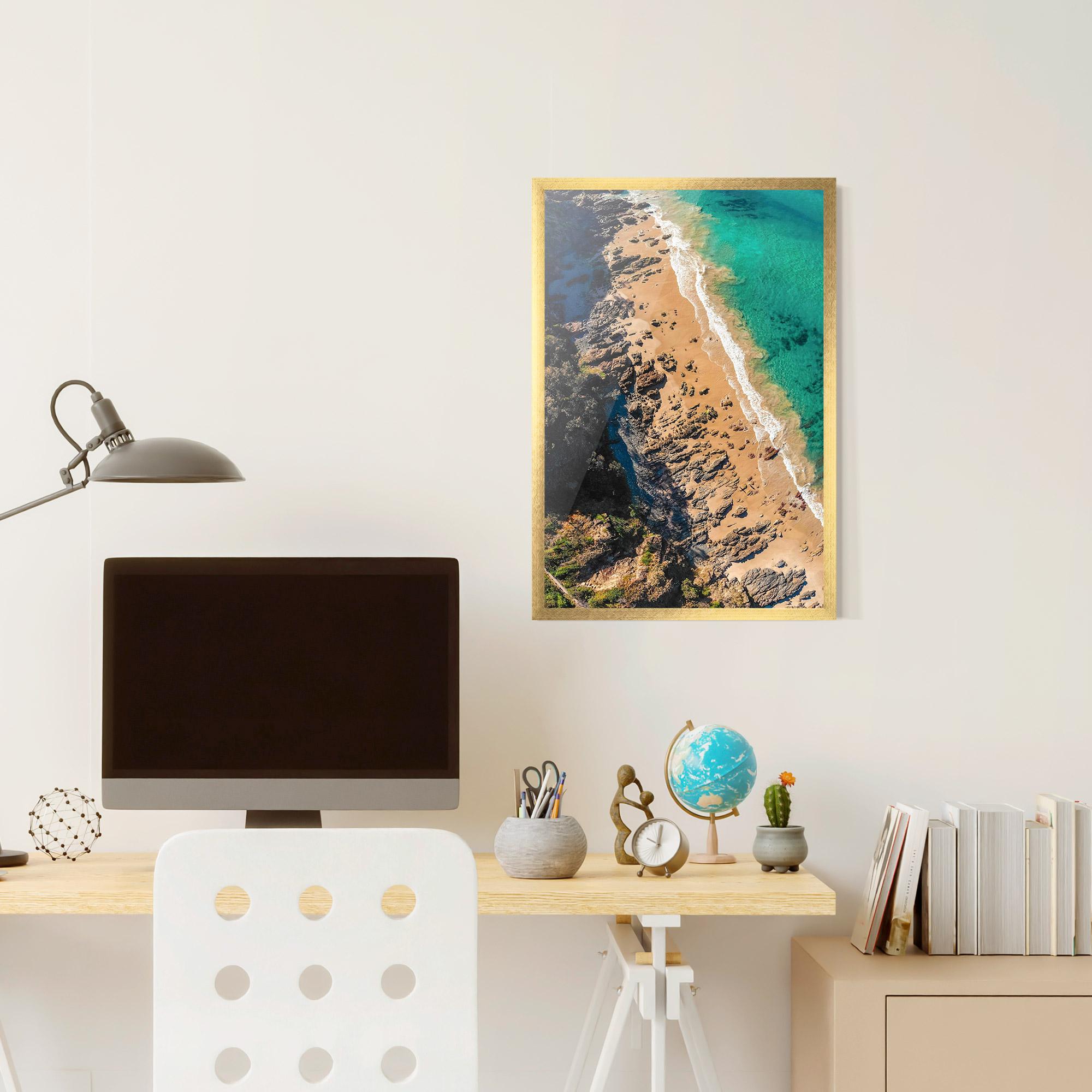 Plakat w Ramie Rocky Beach mockup 6
