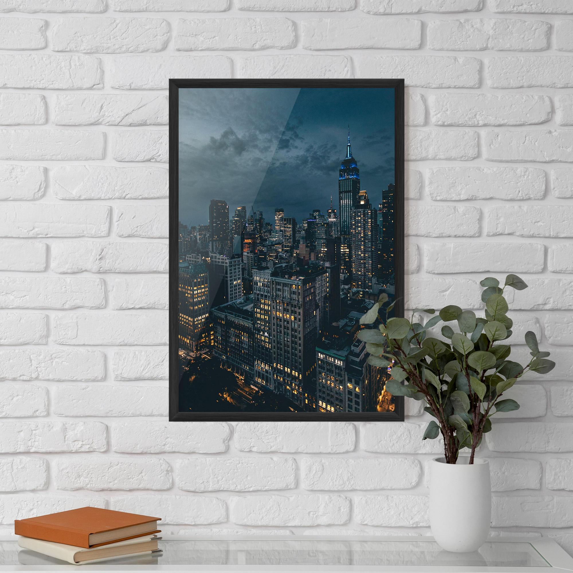 Plakat w Ramie City Night mockup 5