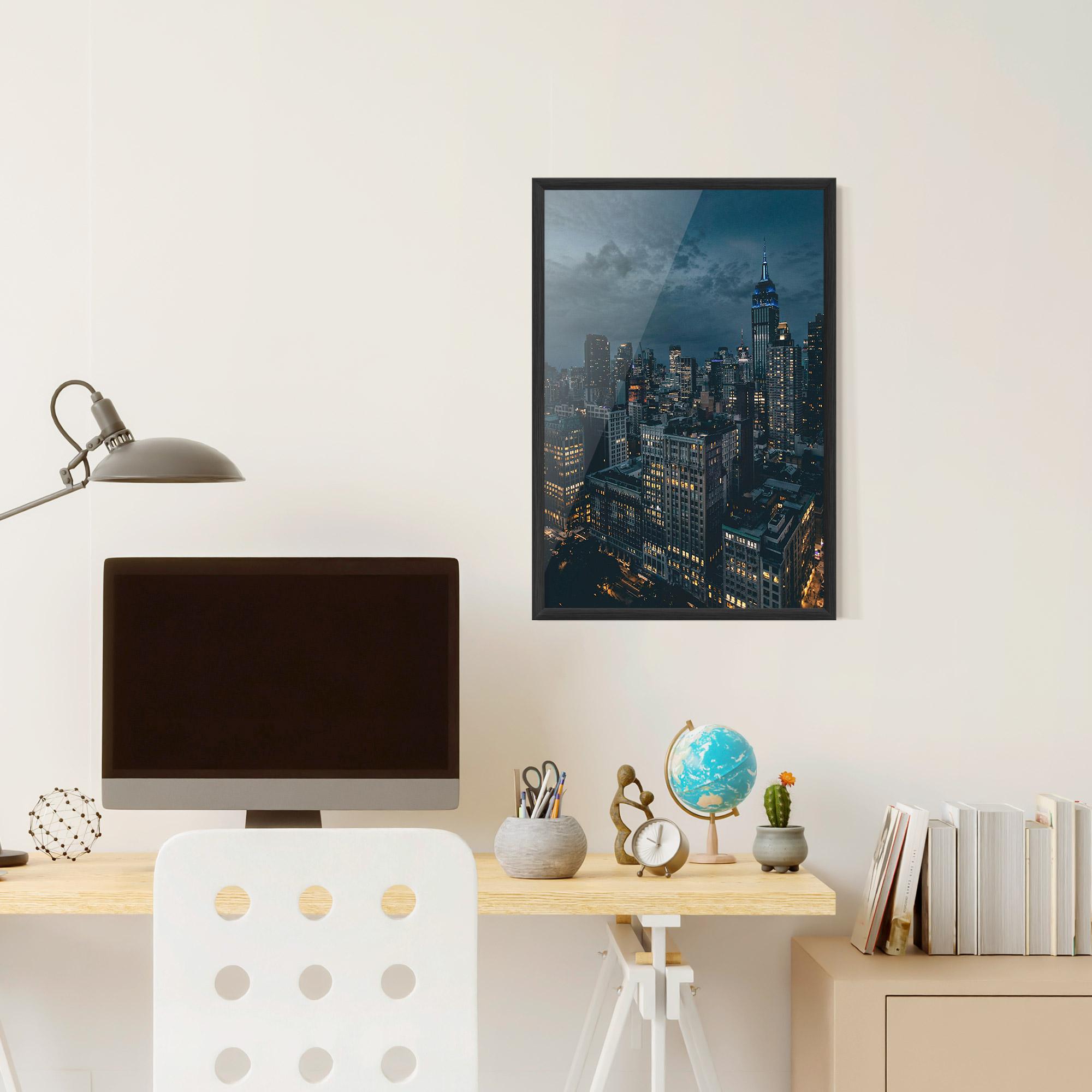 Plakat w Ramie City Night mockup 6