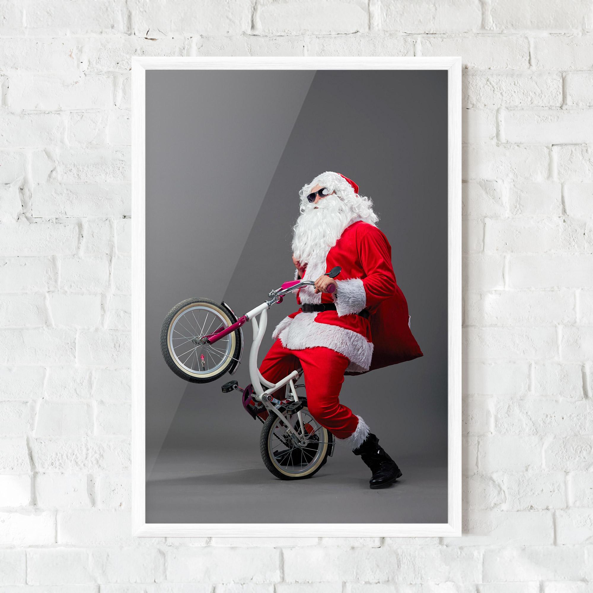 Plakat w Ramie Santa Rides Bicycle mockup 0