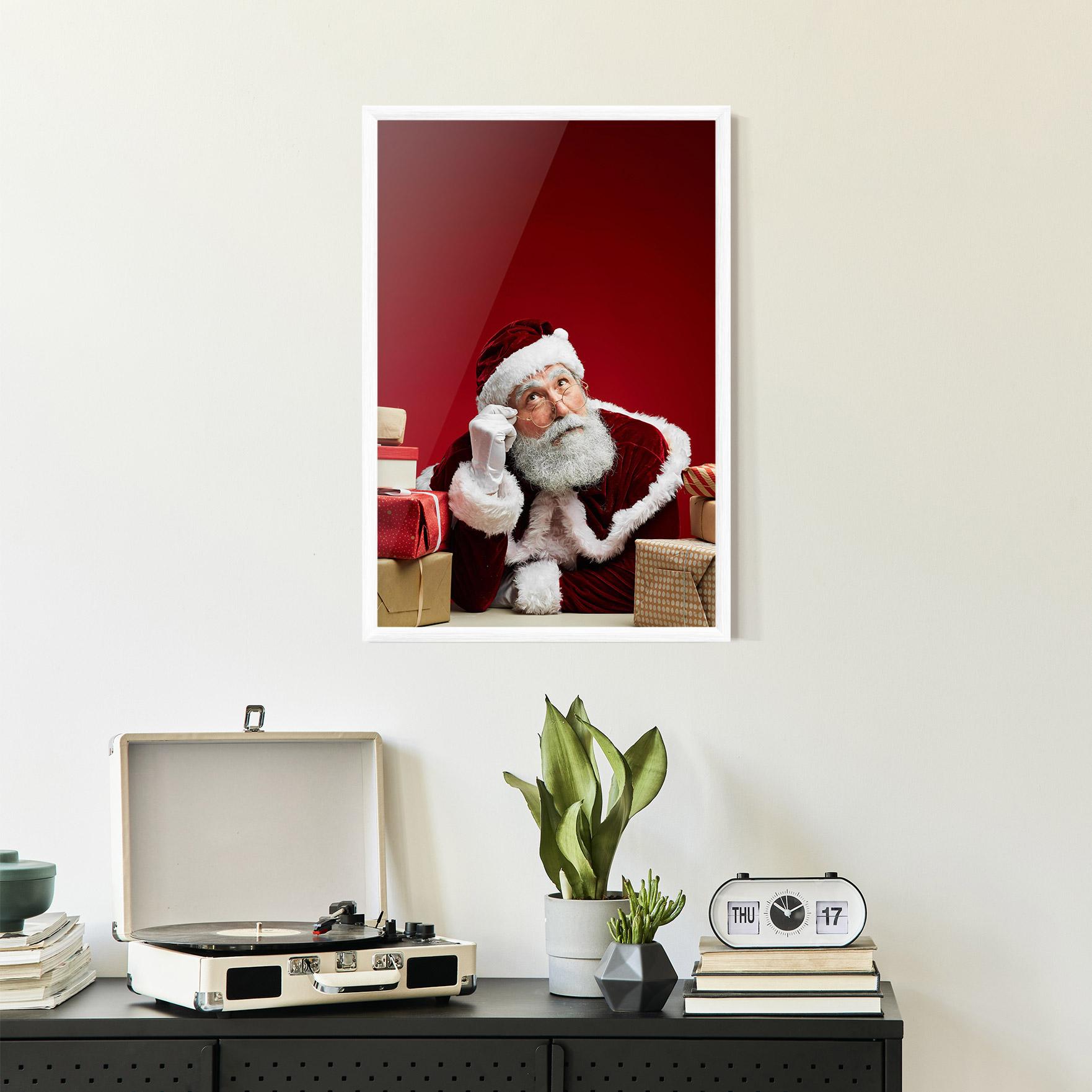 Plakat w Ramie Pensive Santa mockup 2