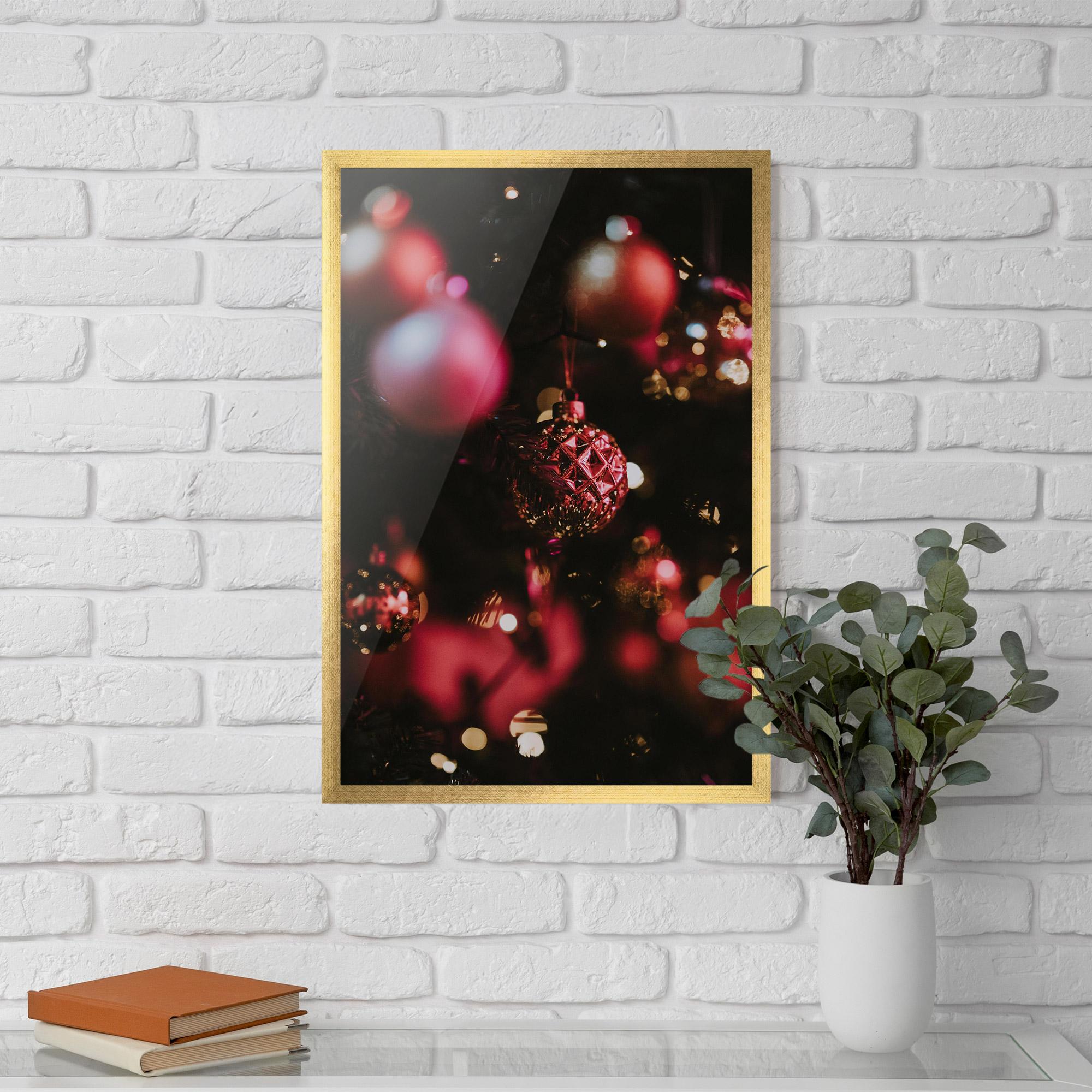 Plakat w Ramie Dark Pink Christmas Balls mockup 5