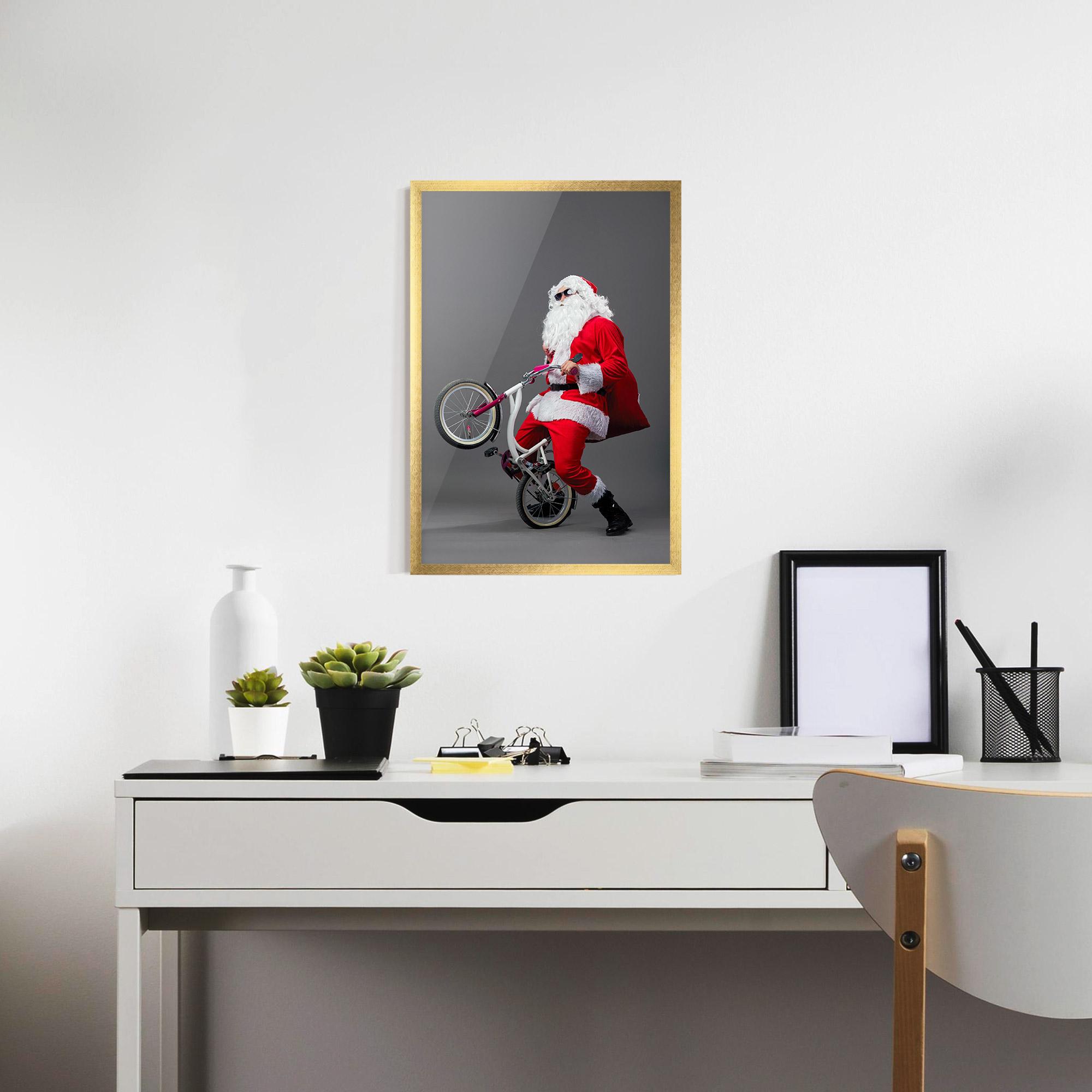Plakat w Ramie Santa Rides Bicycle mockup 7