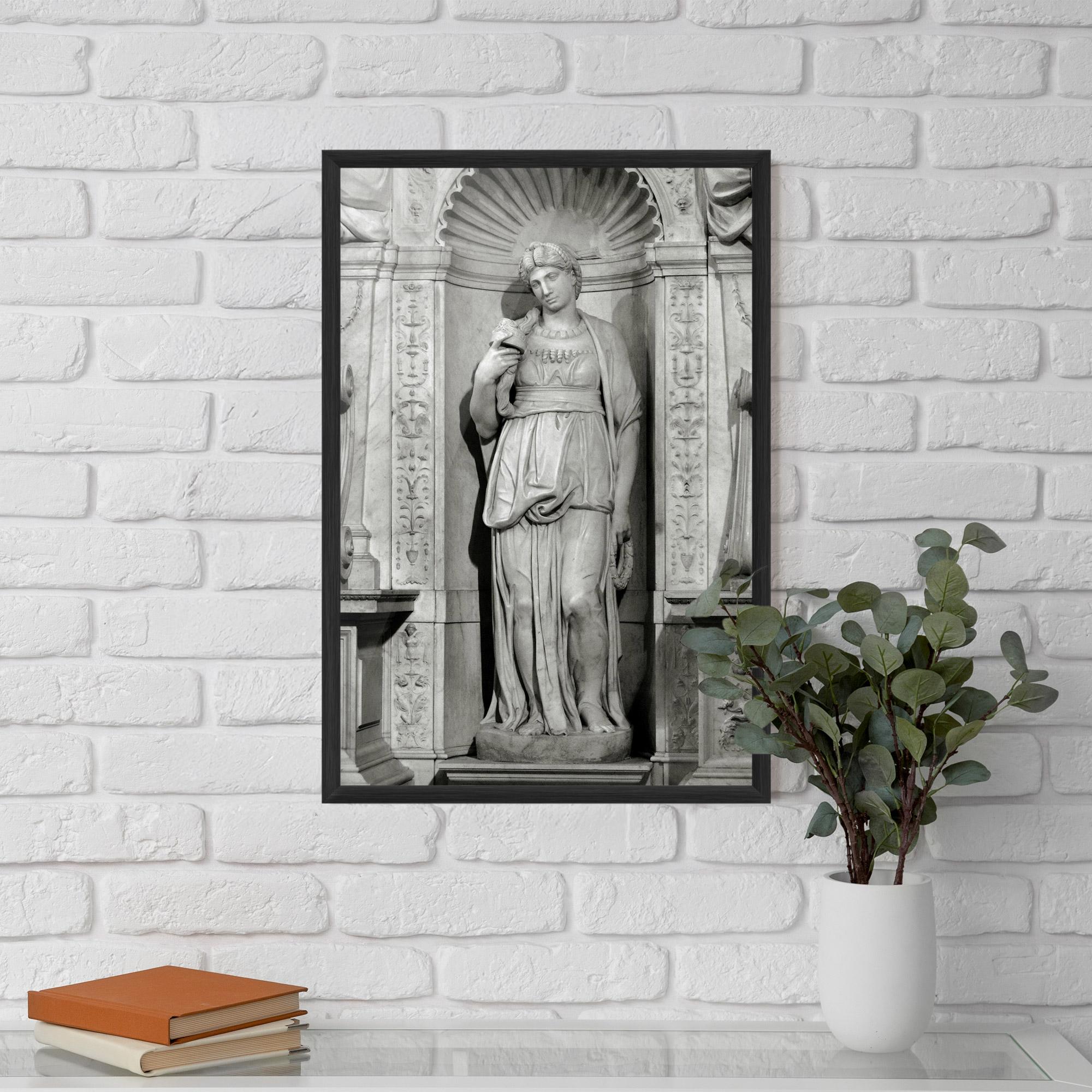 Plakat w Ramie Leah mockup 5