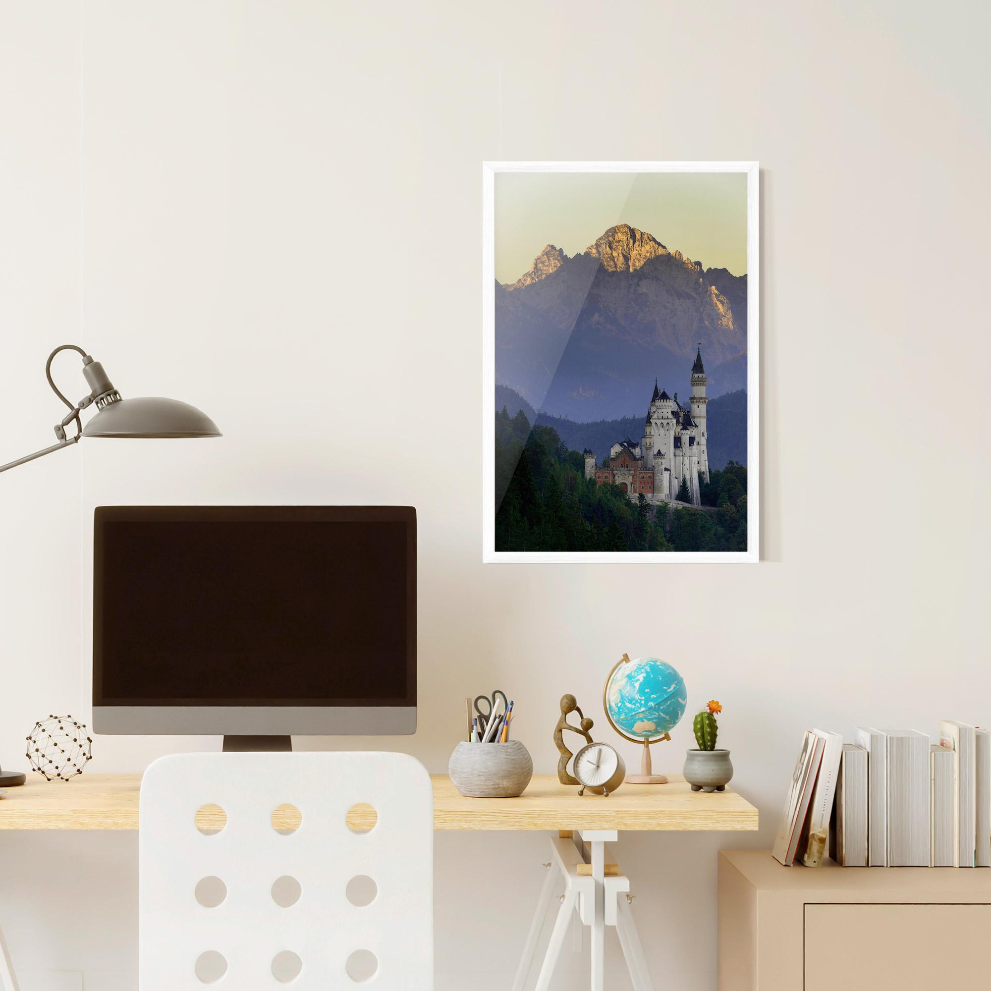 Plakat w Ramie Neuschwanstein Castle mockup 6