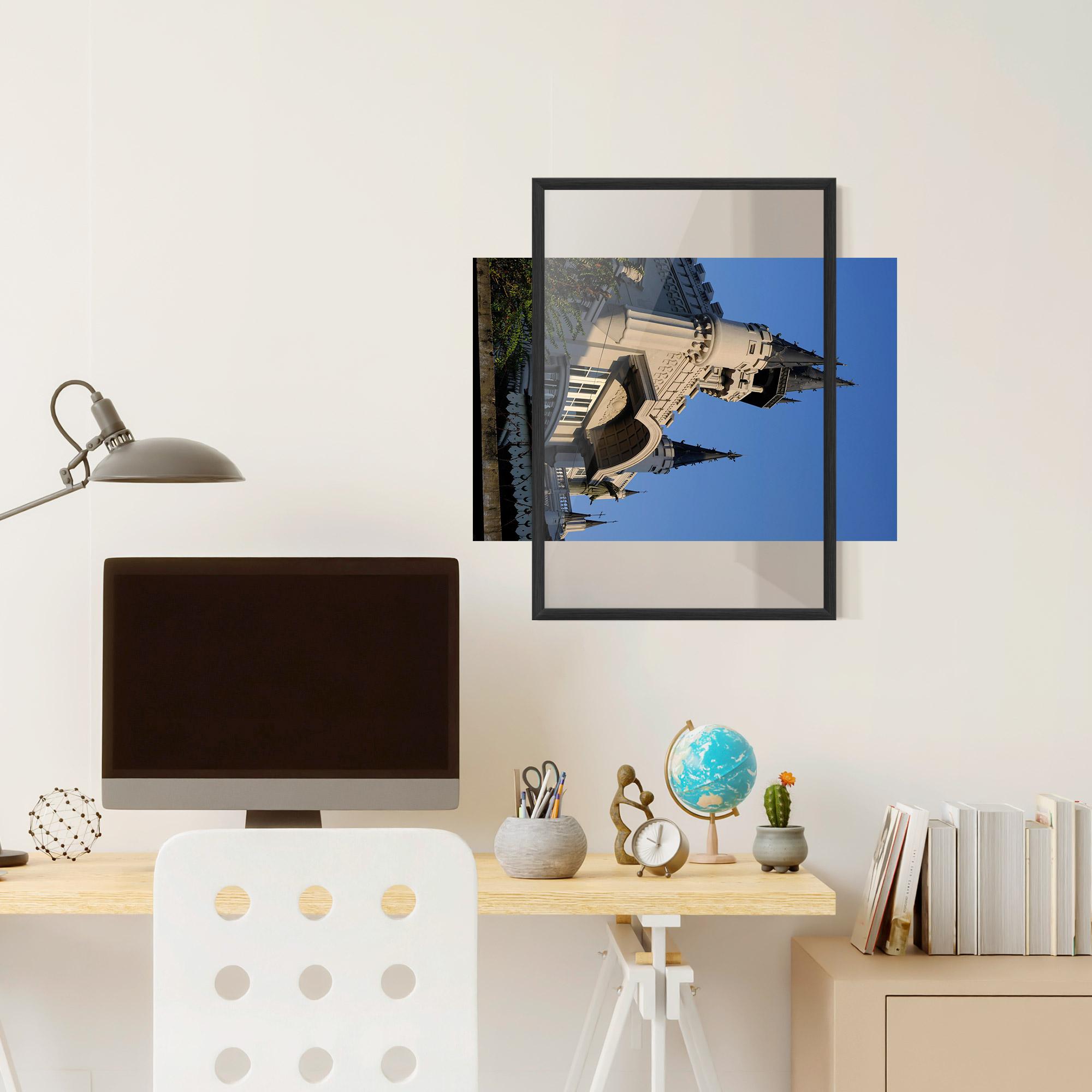 Plakat w Ramie Castle Blue mockup 6