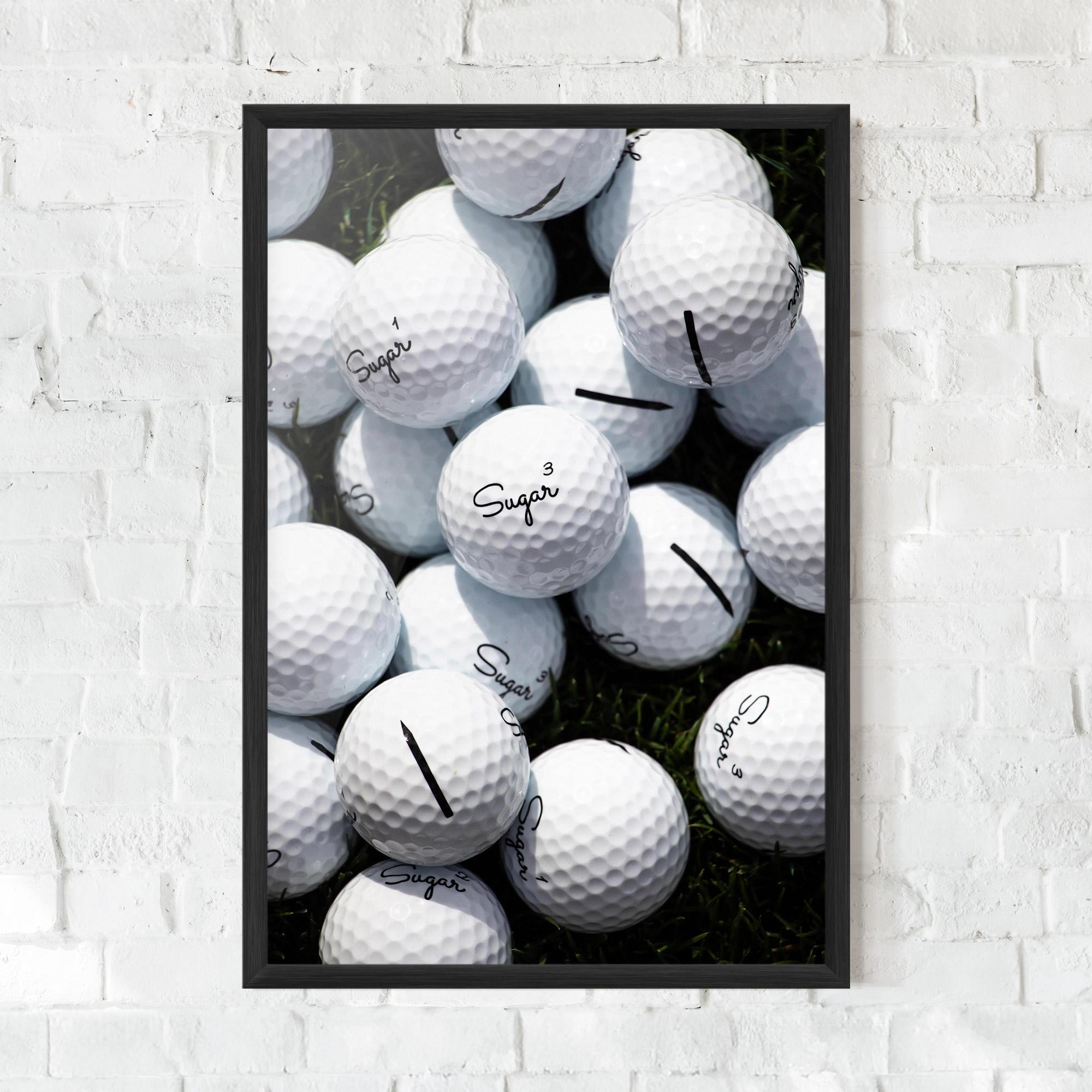 Plakat w Ramie White Sugar Golf Balls mockup 0