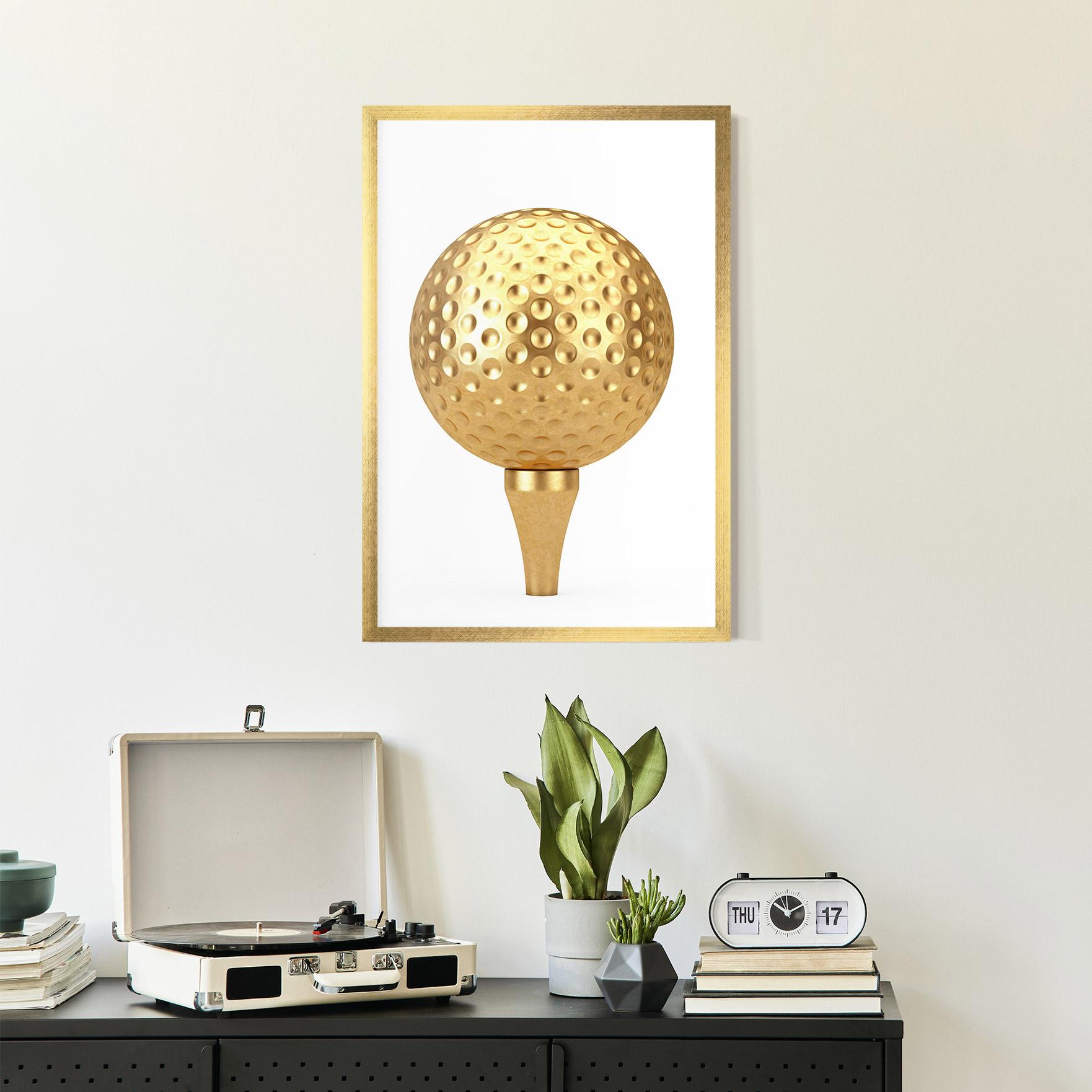 Plakat w Ramie Golden Golf Ball mockup 2