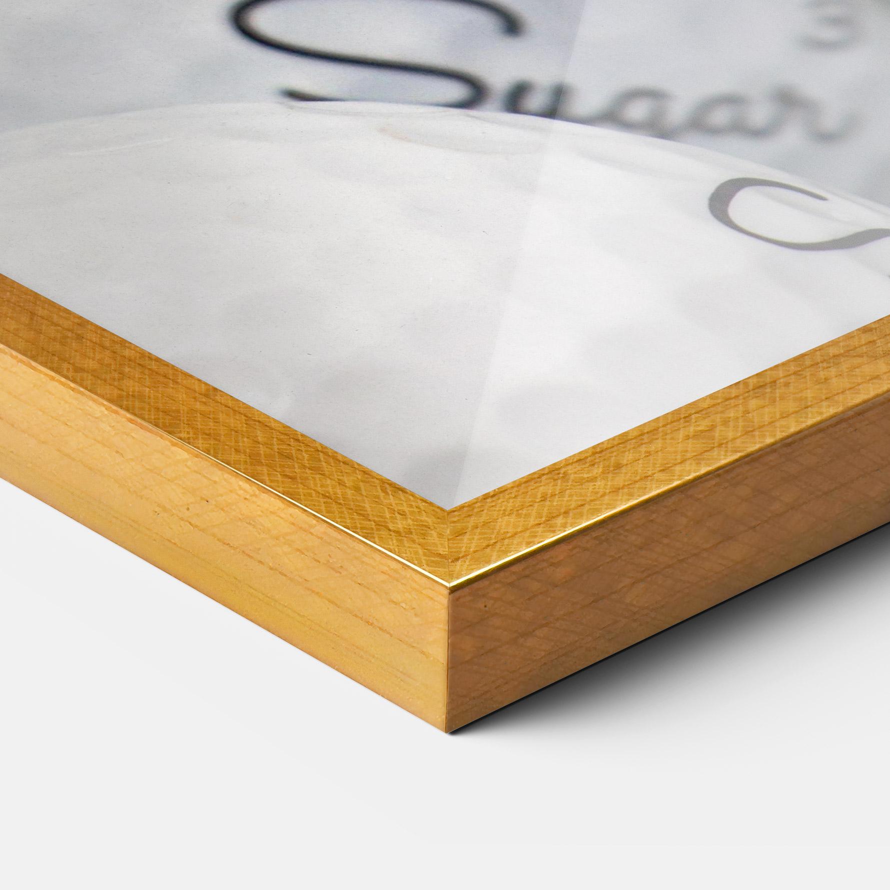 Plakat w Ramie Sugar Ball Close Up mockup 3