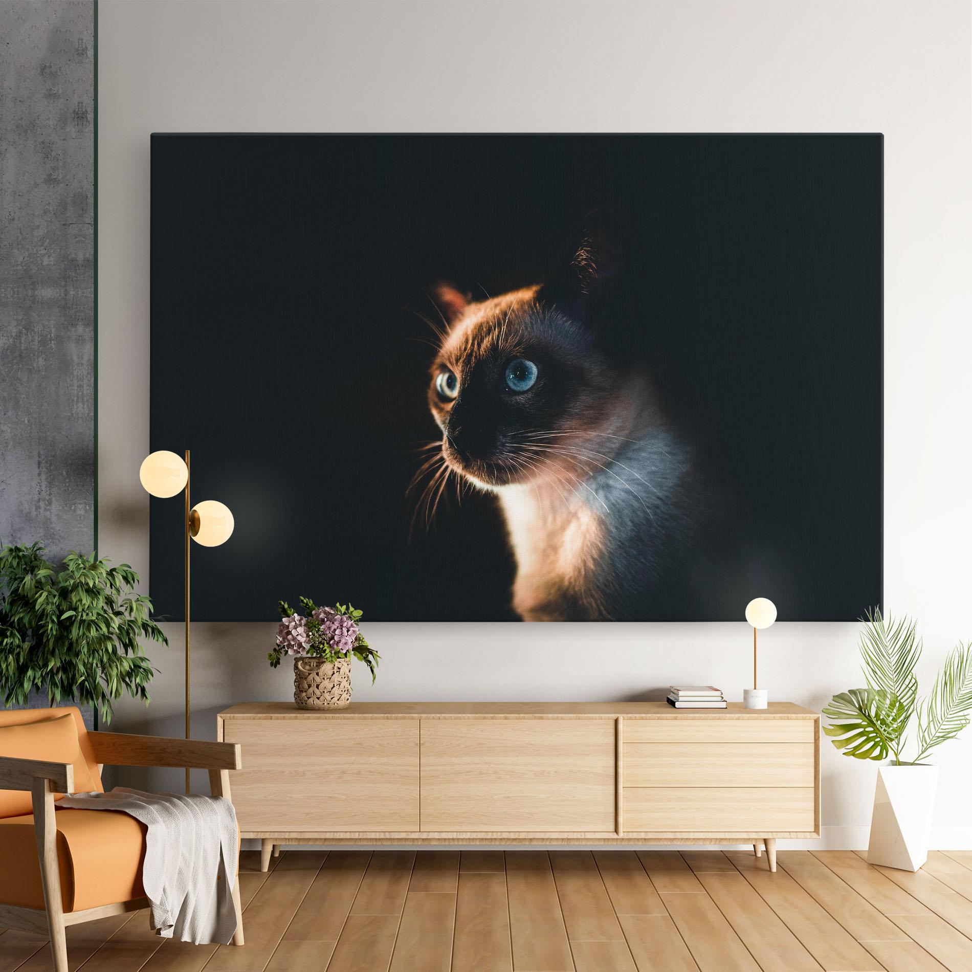 Obraz na Płótnie Blue Eyes Cat In Dark mockup 9
