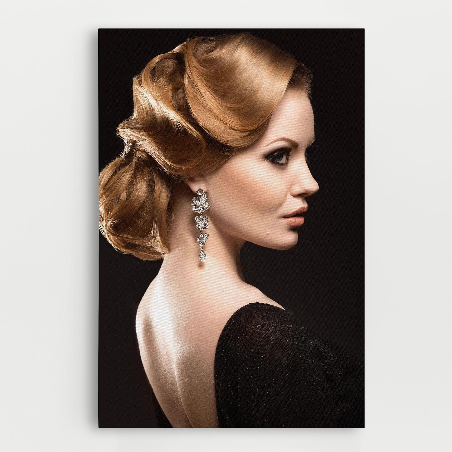 Obraz na Płótnie Elegant Earrings mockup 0