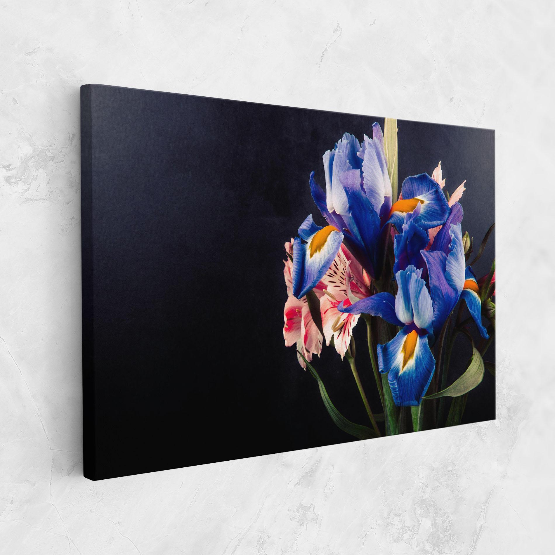 Obraz na Płótnie Iris Bouquet mockup 1