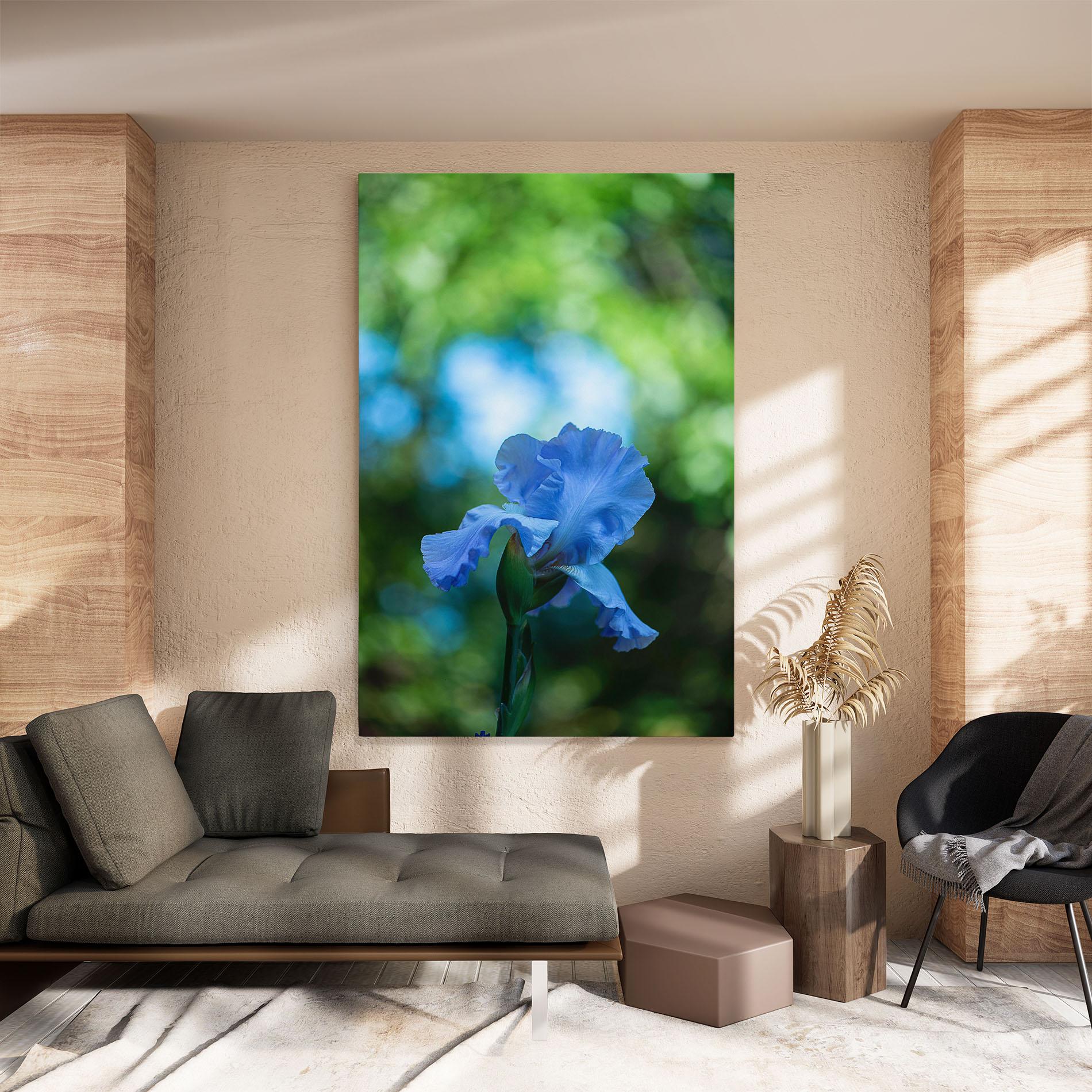 Obraz na Płótnie Blue Iris In The Garden mockup 8