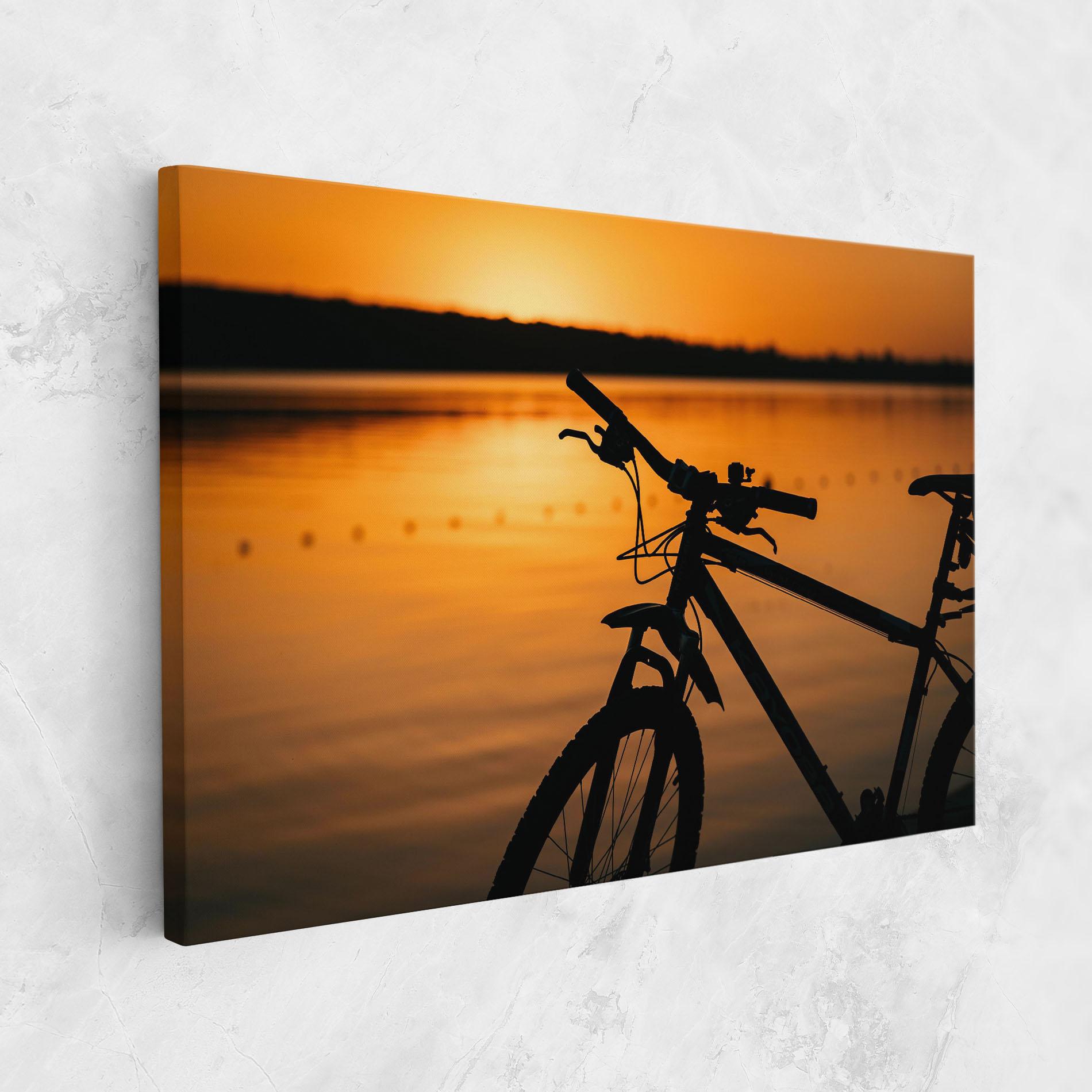Obraz na Płótnie Sunset Lake Bike mockup 1