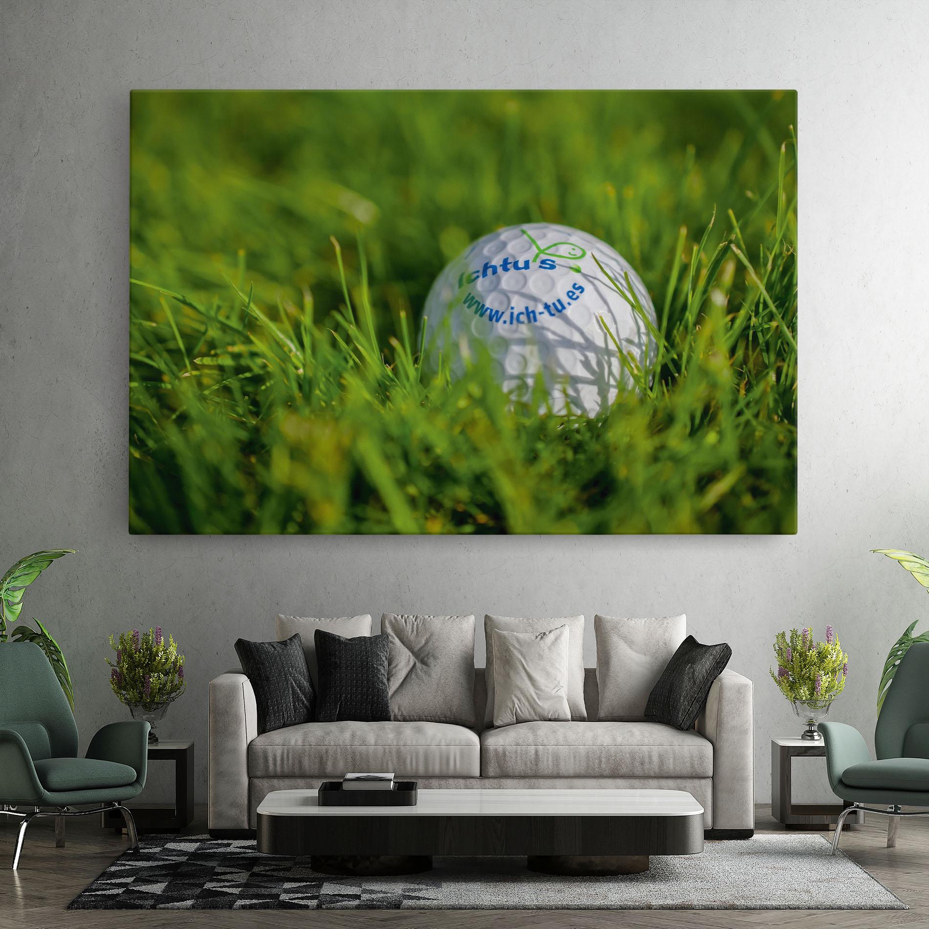 Obraz na Płótnie Golf Ball In Grass mockup 7