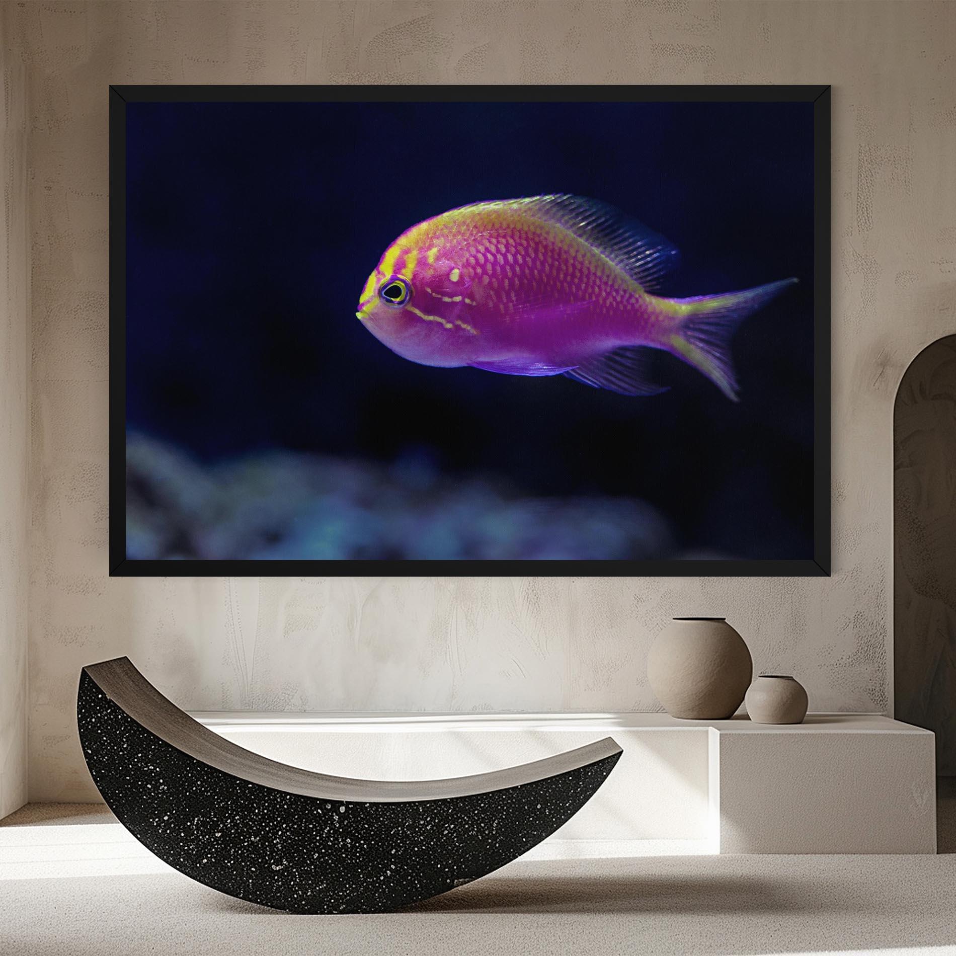 Obraz na Płótnie Angry Pink Fish mockup 8