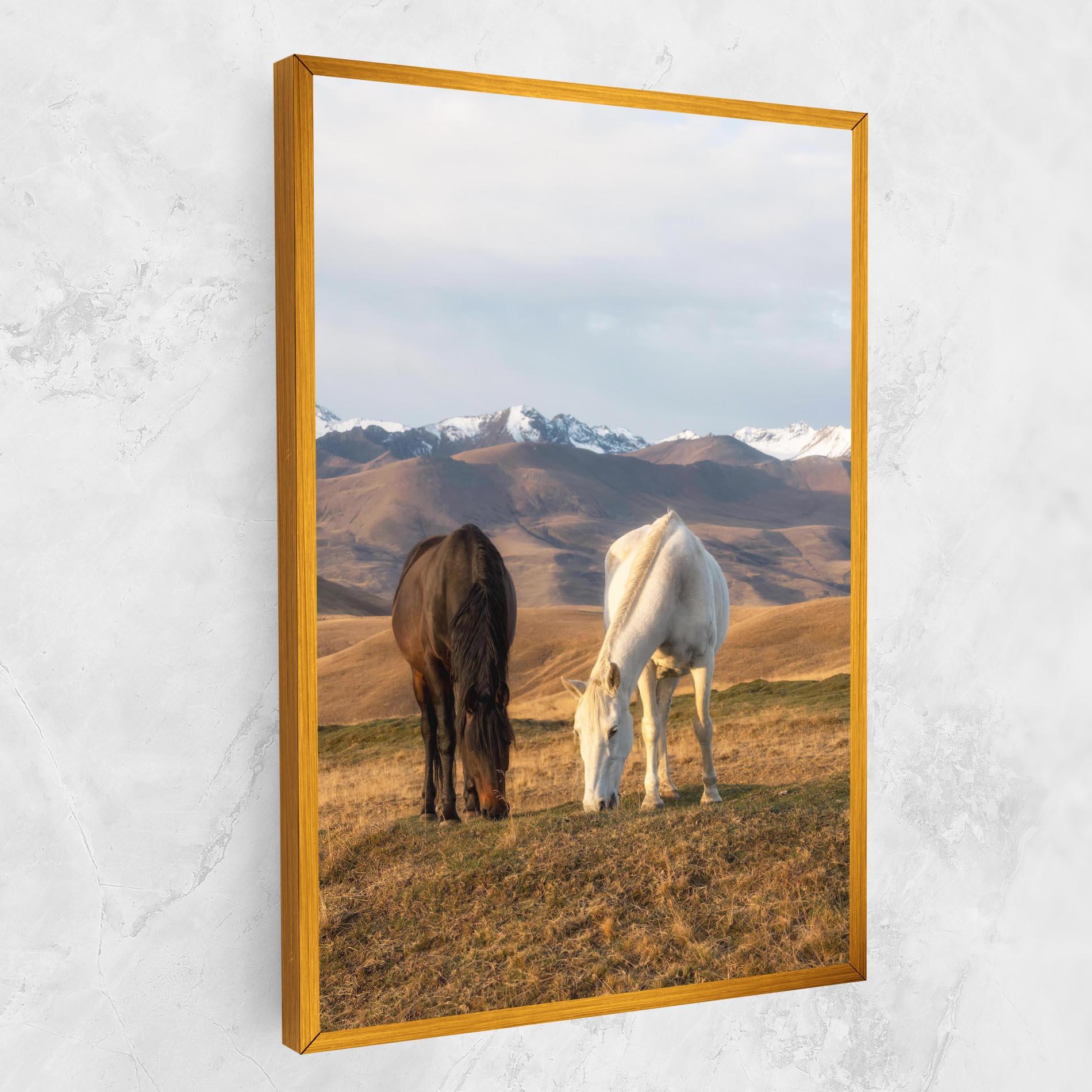 Obraz na Płótnie Mountain Horses mockup 1