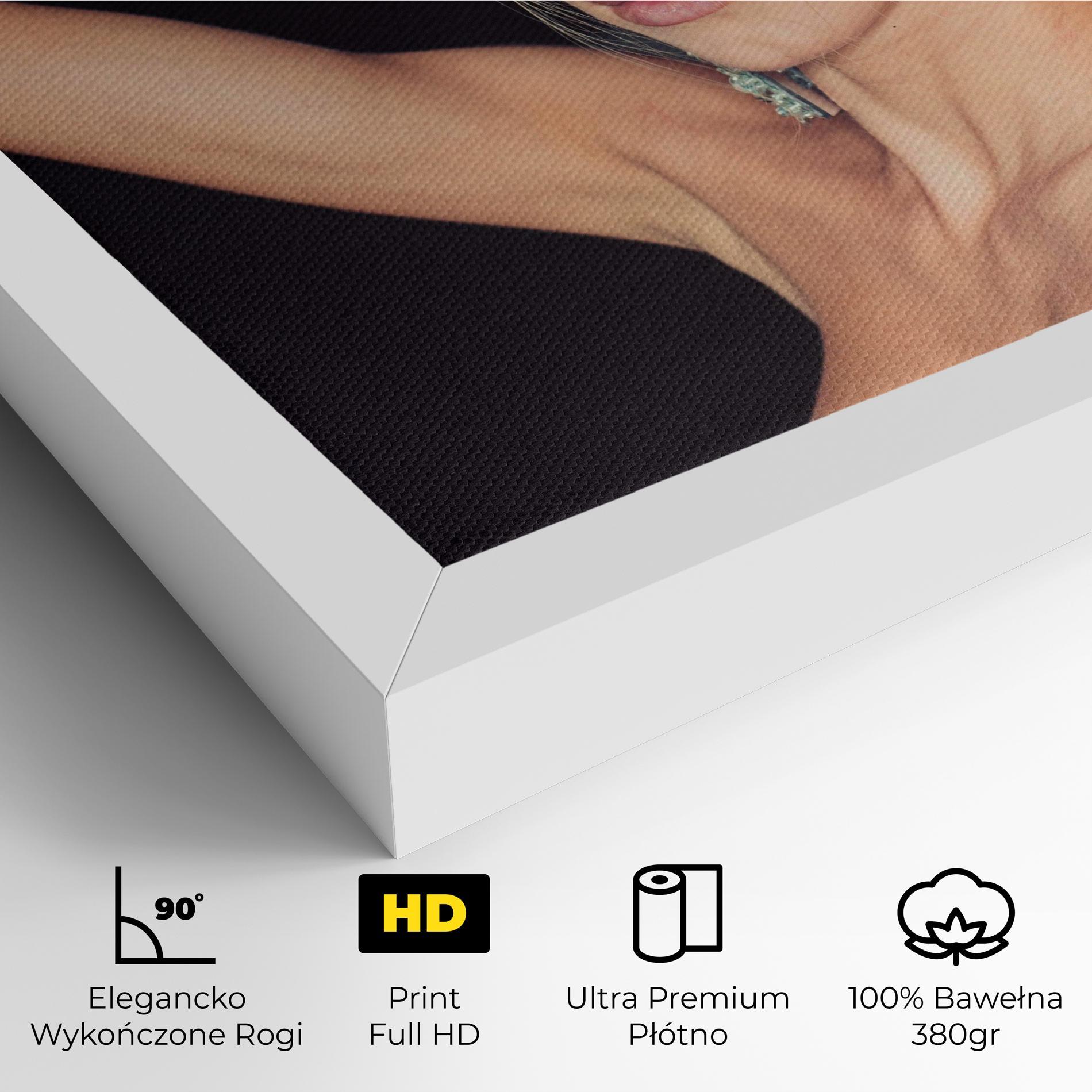 Obraz na Płótnie Flower Earrings mockup 4