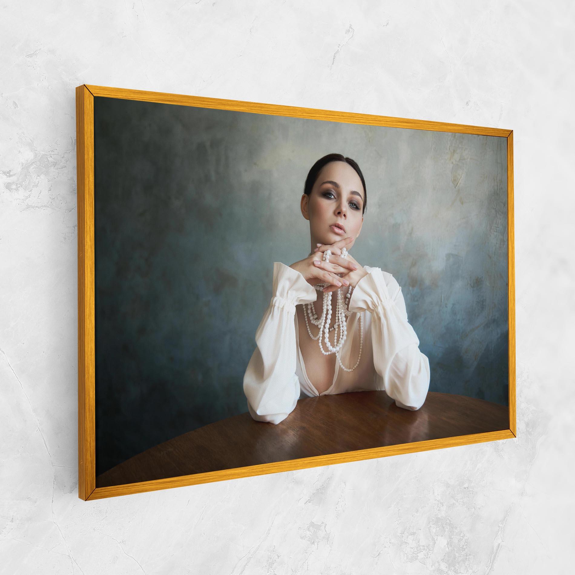 Obraz na Płótnie Girl White Pearls mockup 1