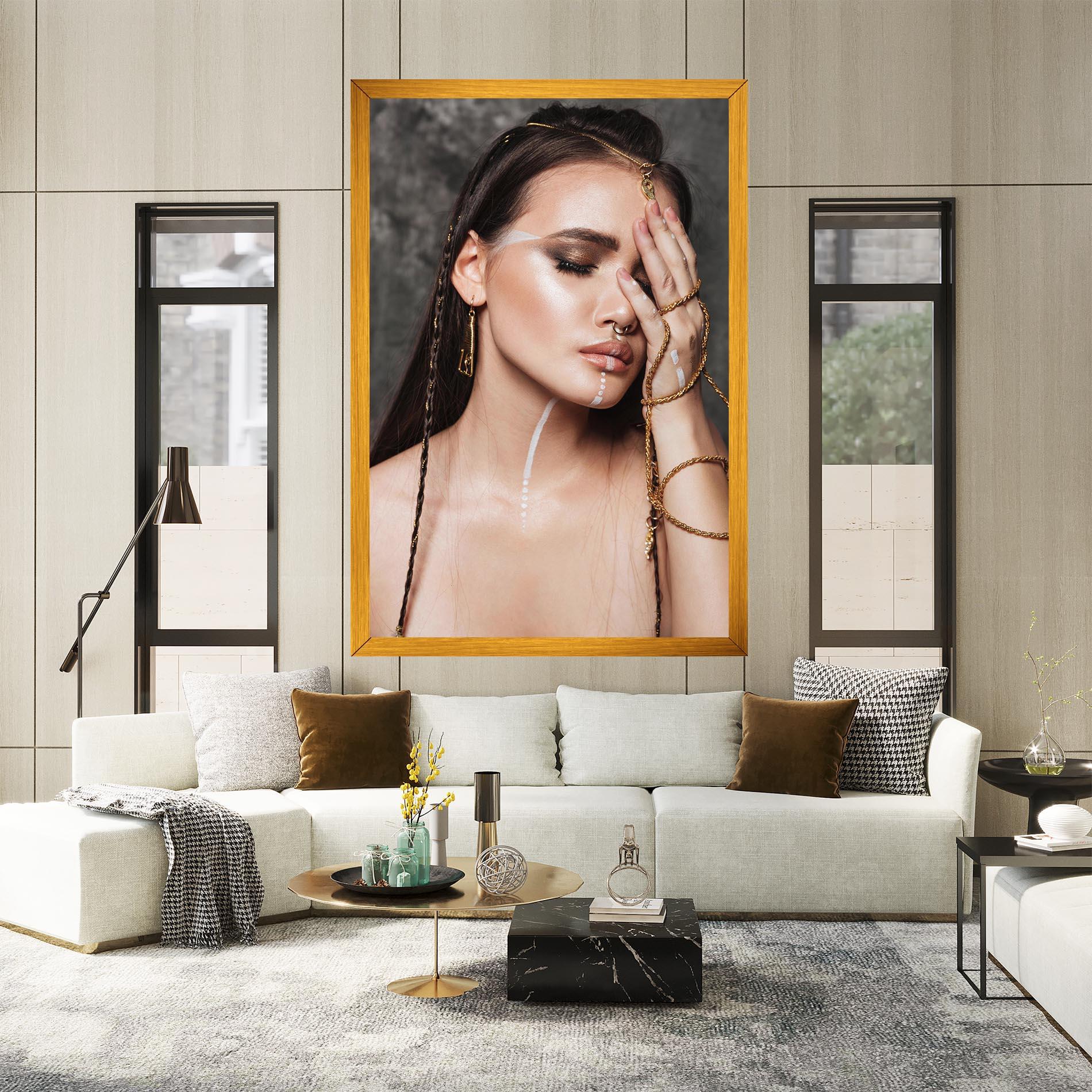 Obraz na Płótnie Gold Hand Accessory mockup 2