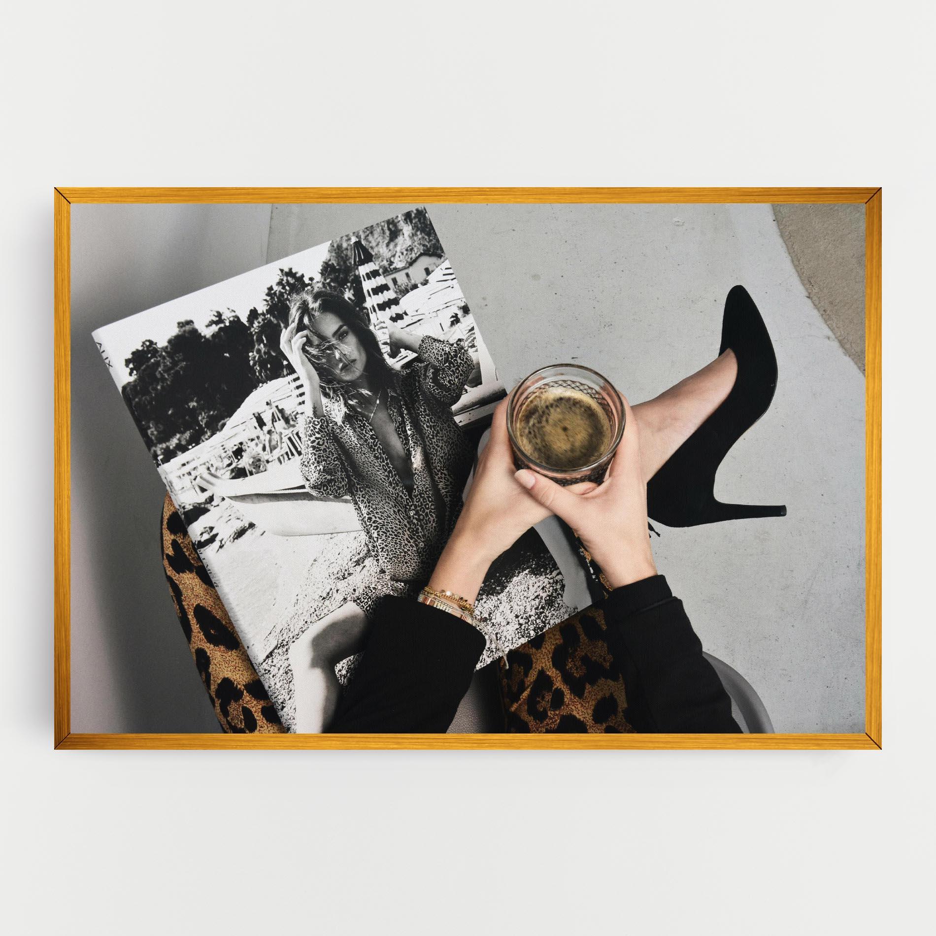 Obraz na Płótnie Black Shoes Holding Coffee mockup 0