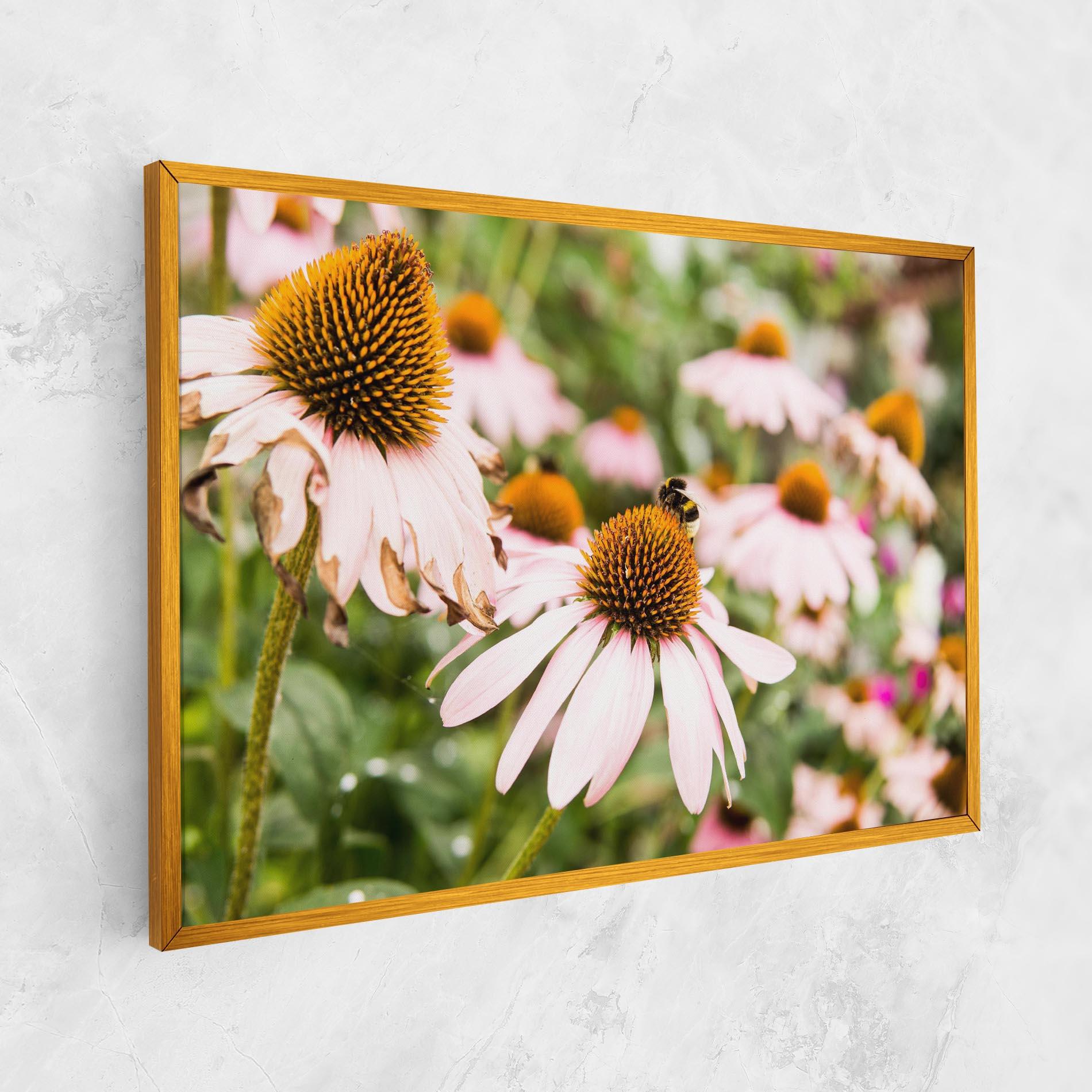 Obraz na Płótnie Daylight Bee mockup 1