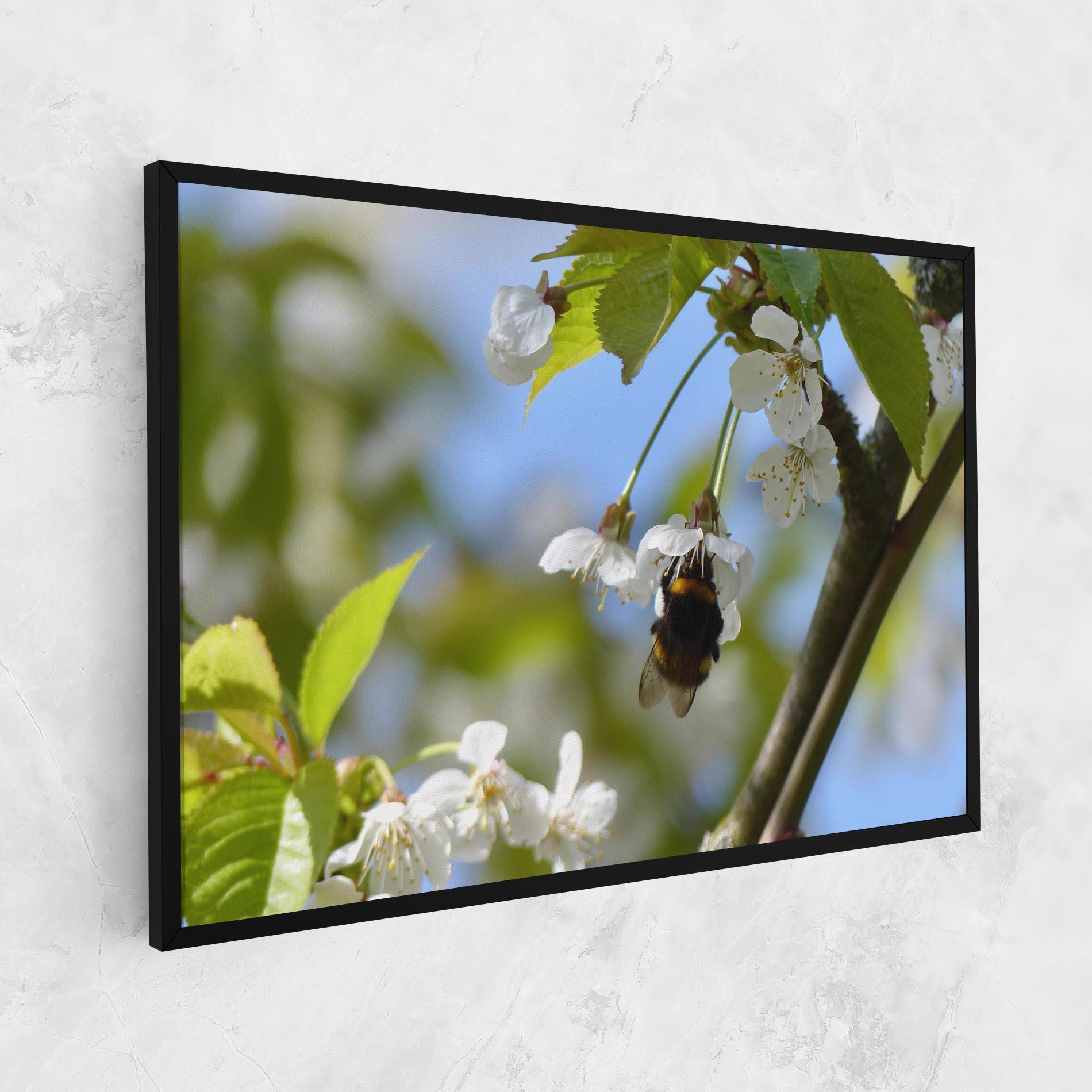 Obraz na Płótnie Bee Wild Tree mockup 1