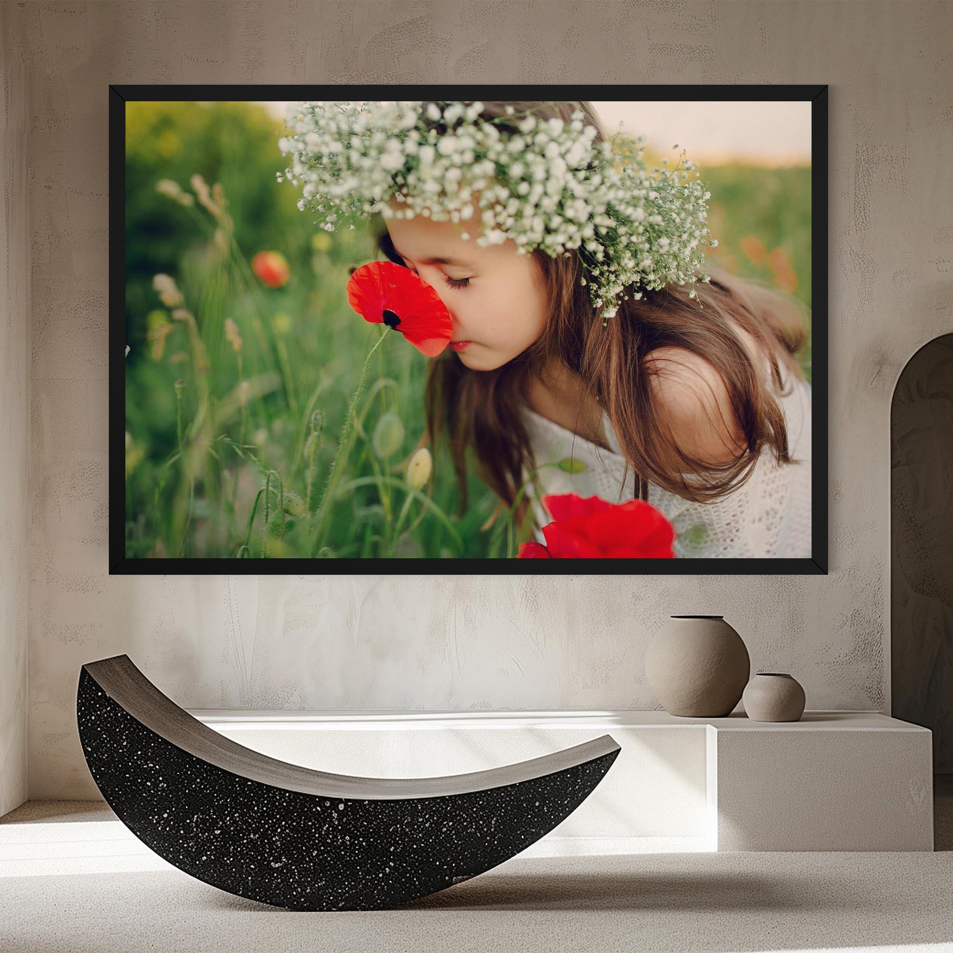 Obraz na Płótnie Girl With Poppies mockup 8