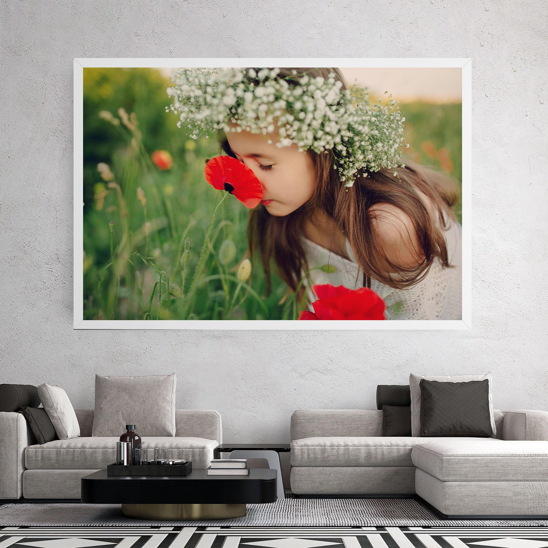 Obraz na Płótnie Girl With Poppies mockup 2