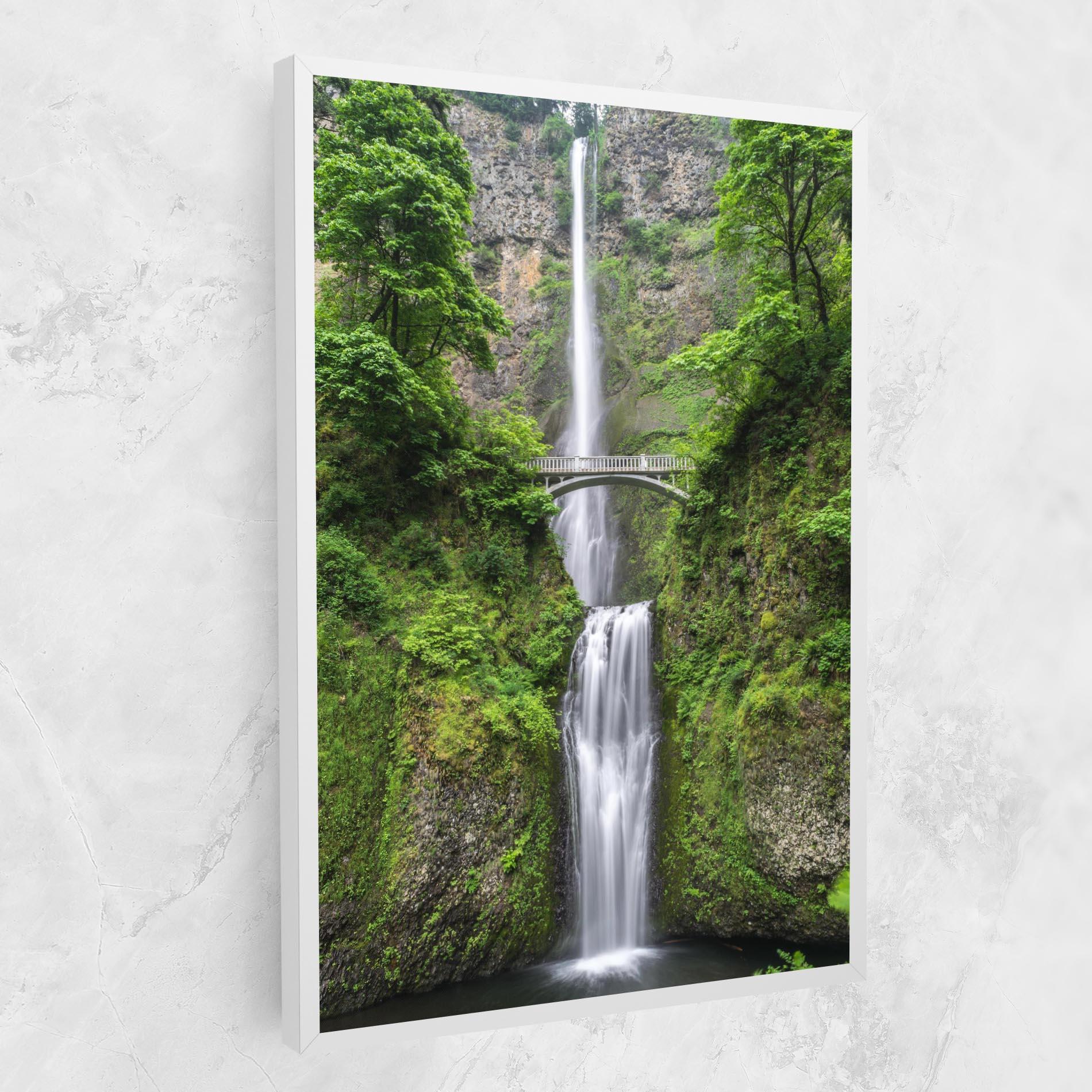 Obraz na Płótnie Green Leaves Bridge View mockup 1