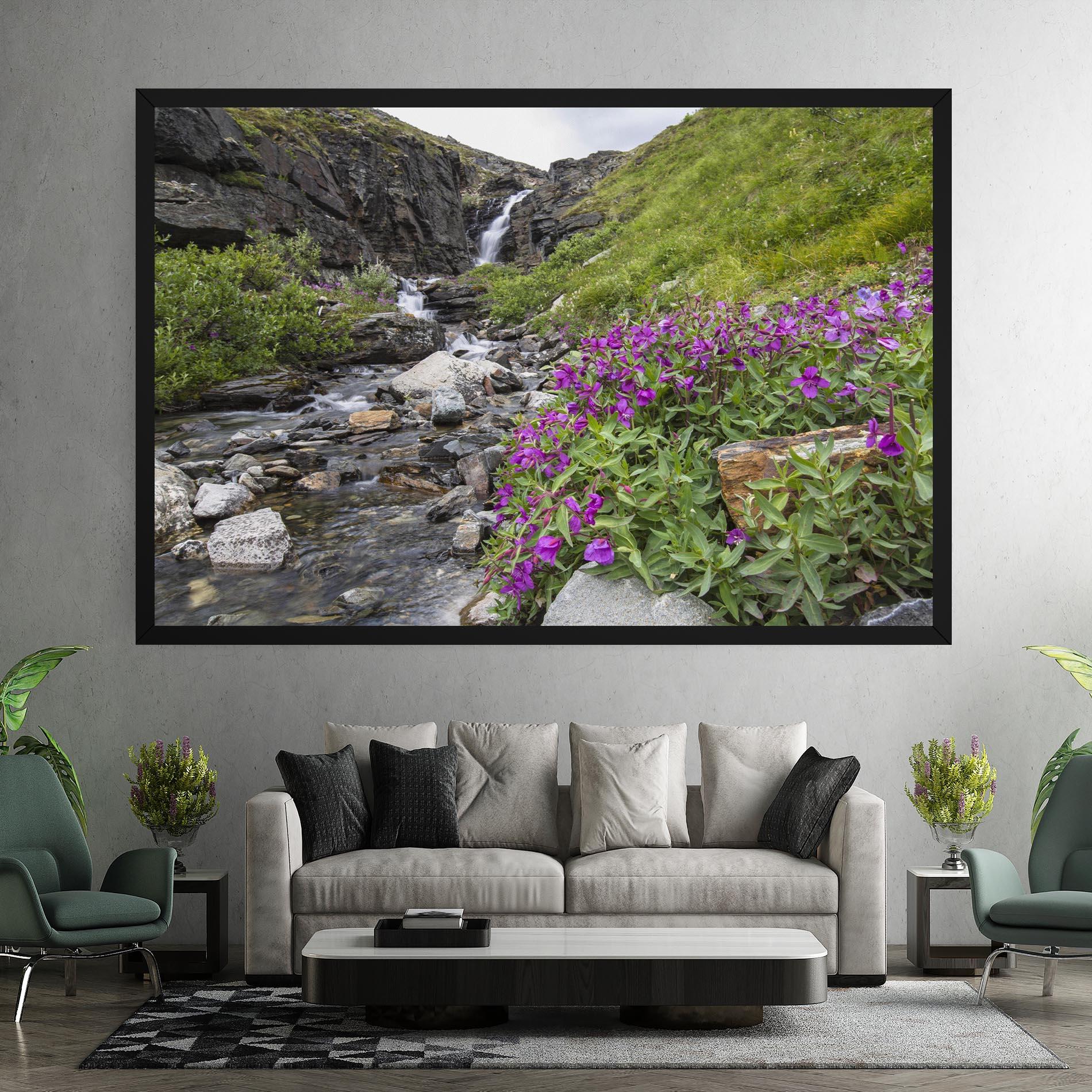 Obraz na Płótnie Purple Flowers Waterfall mockup 7