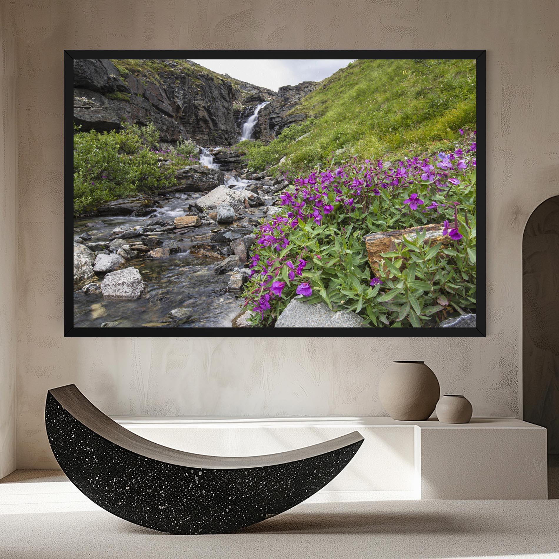 Obraz na Płótnie Purple Flowers Waterfall mockup 8