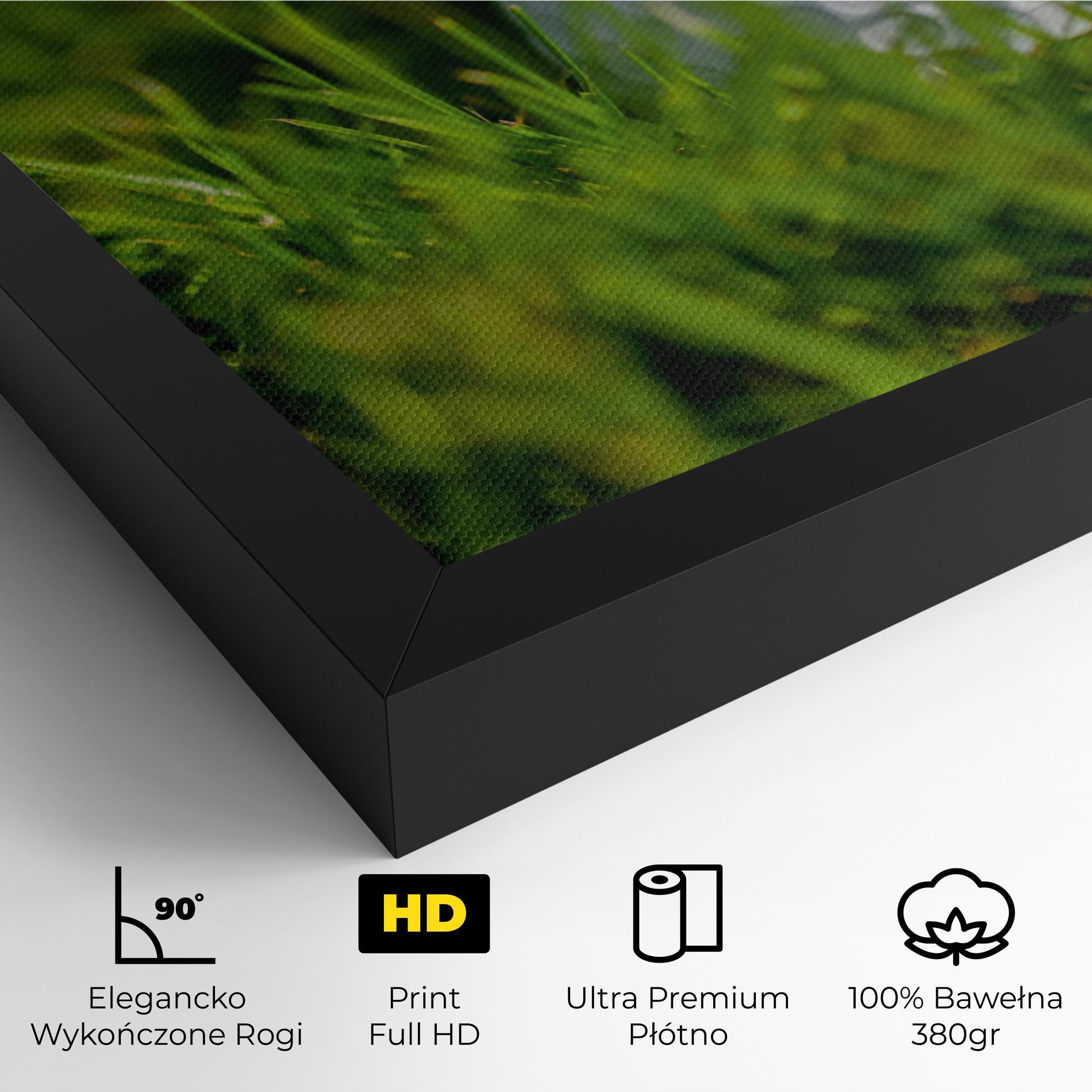 Obraz na Płótnie Golf Ball In Grass mockup 4